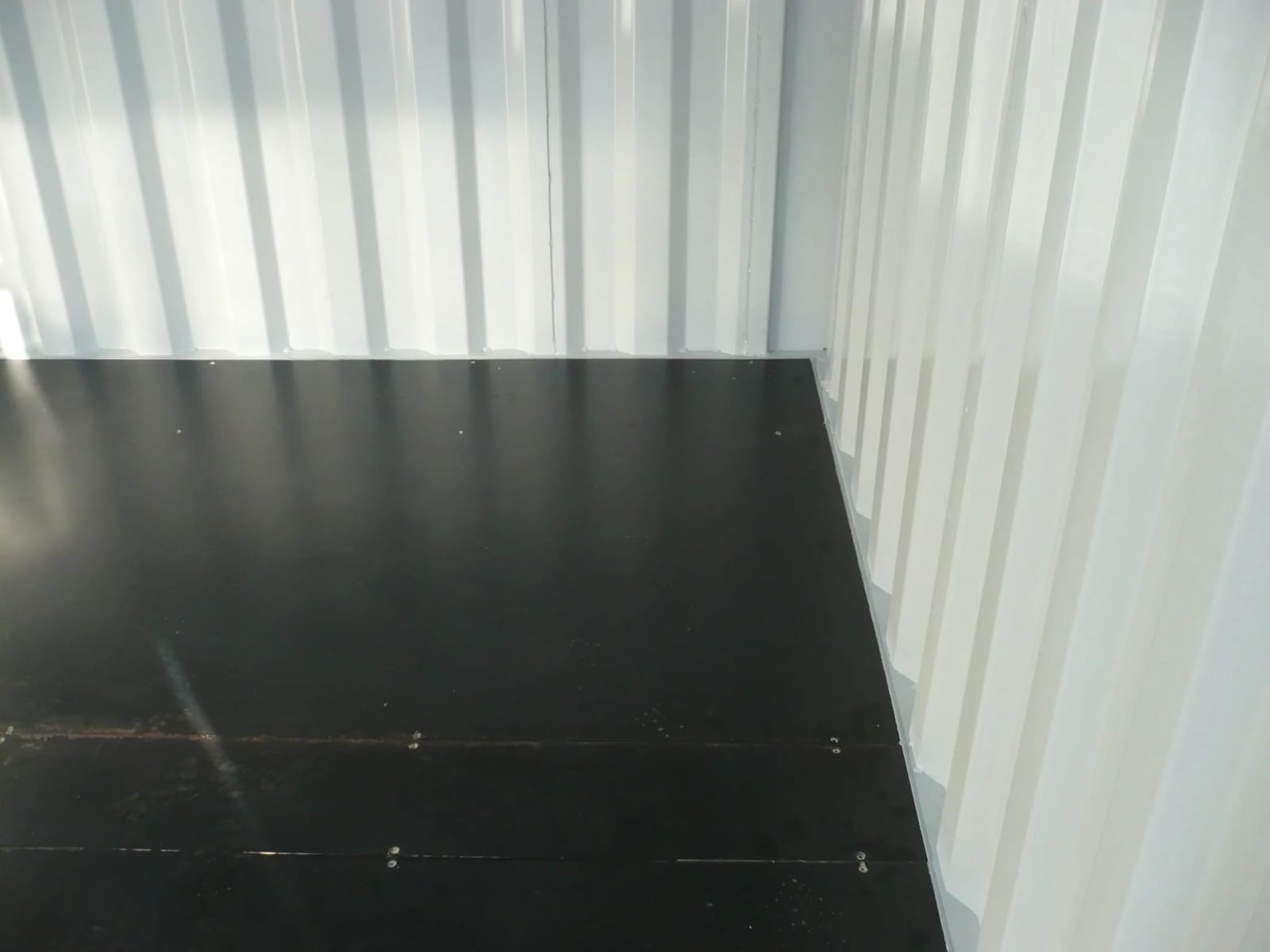 Conteneur Maritime 9 Pieds Neuf – Compact, Robuste et Étanche