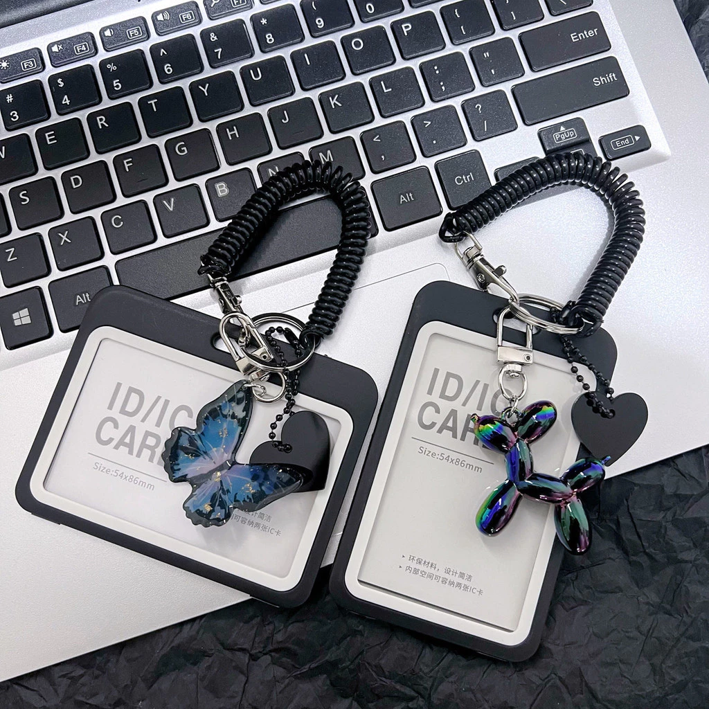 Móc khoá ID thẻ và bao đựng thẻ