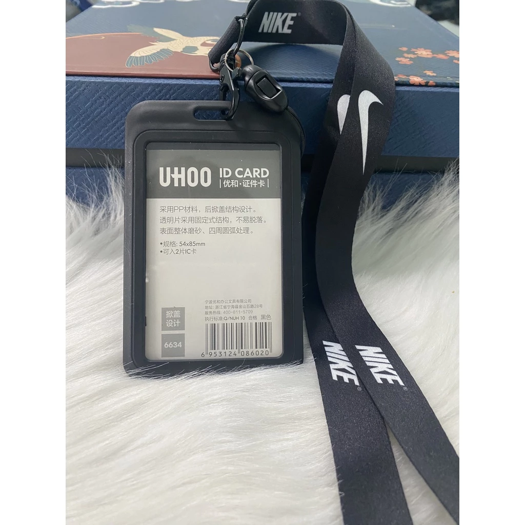 Dây đeo thẻ Nike