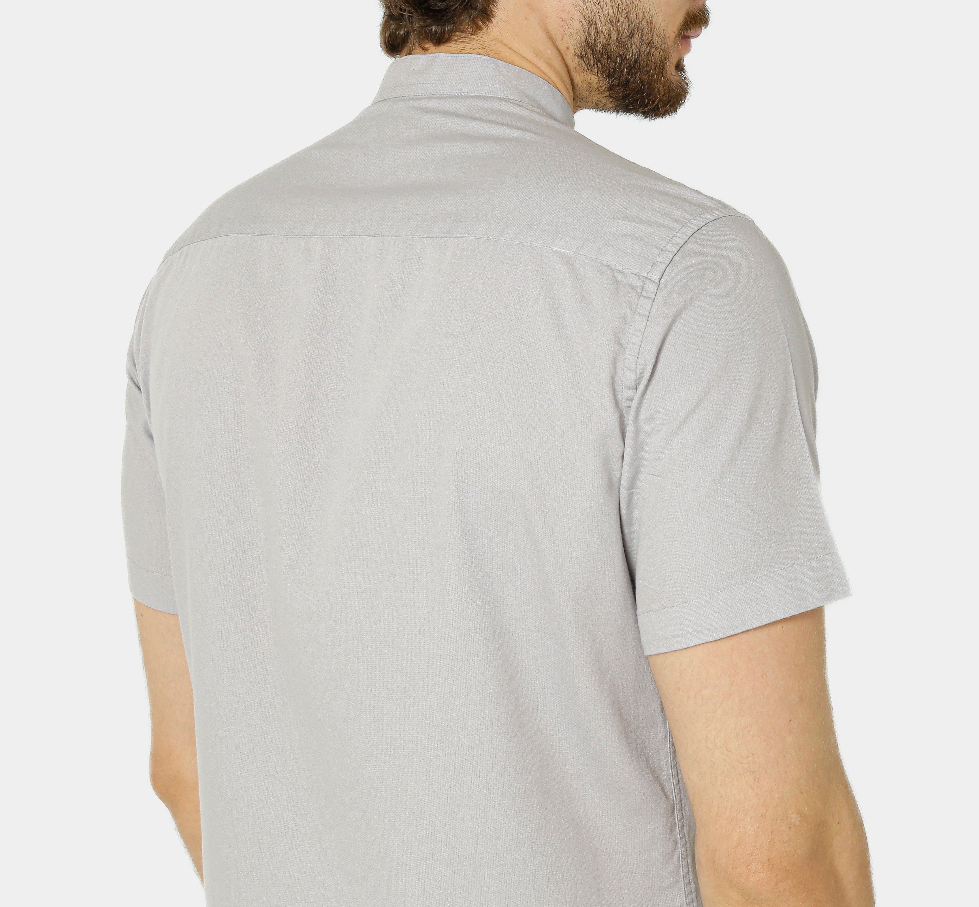 Camisa manga curta gola padre sarja estonada