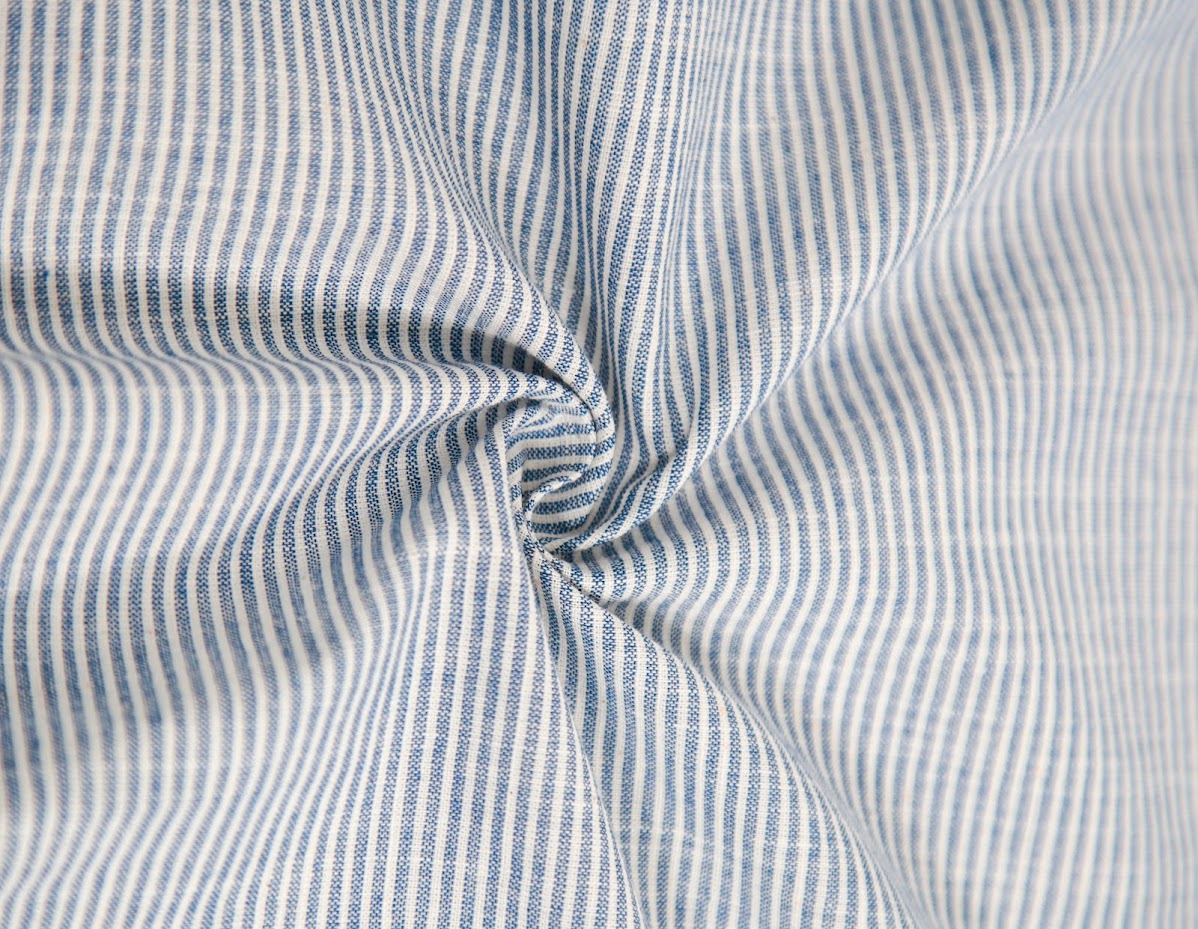 Camisa manga longa slim fit gola padre listras