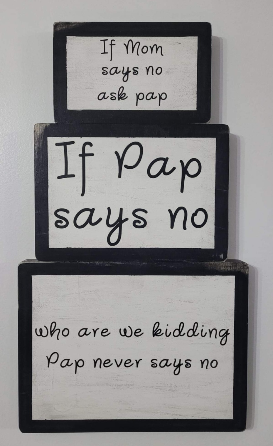 Humorous Family Sign Set