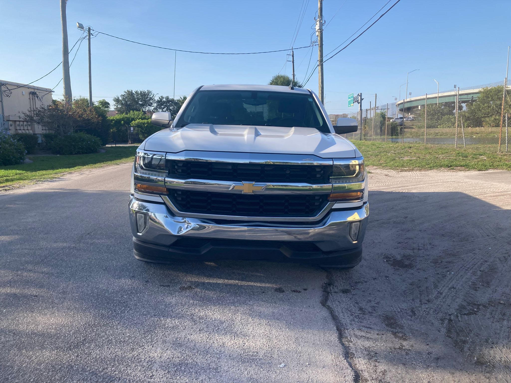 2017 Chevrolet Silverado 1500 Crew Cab White