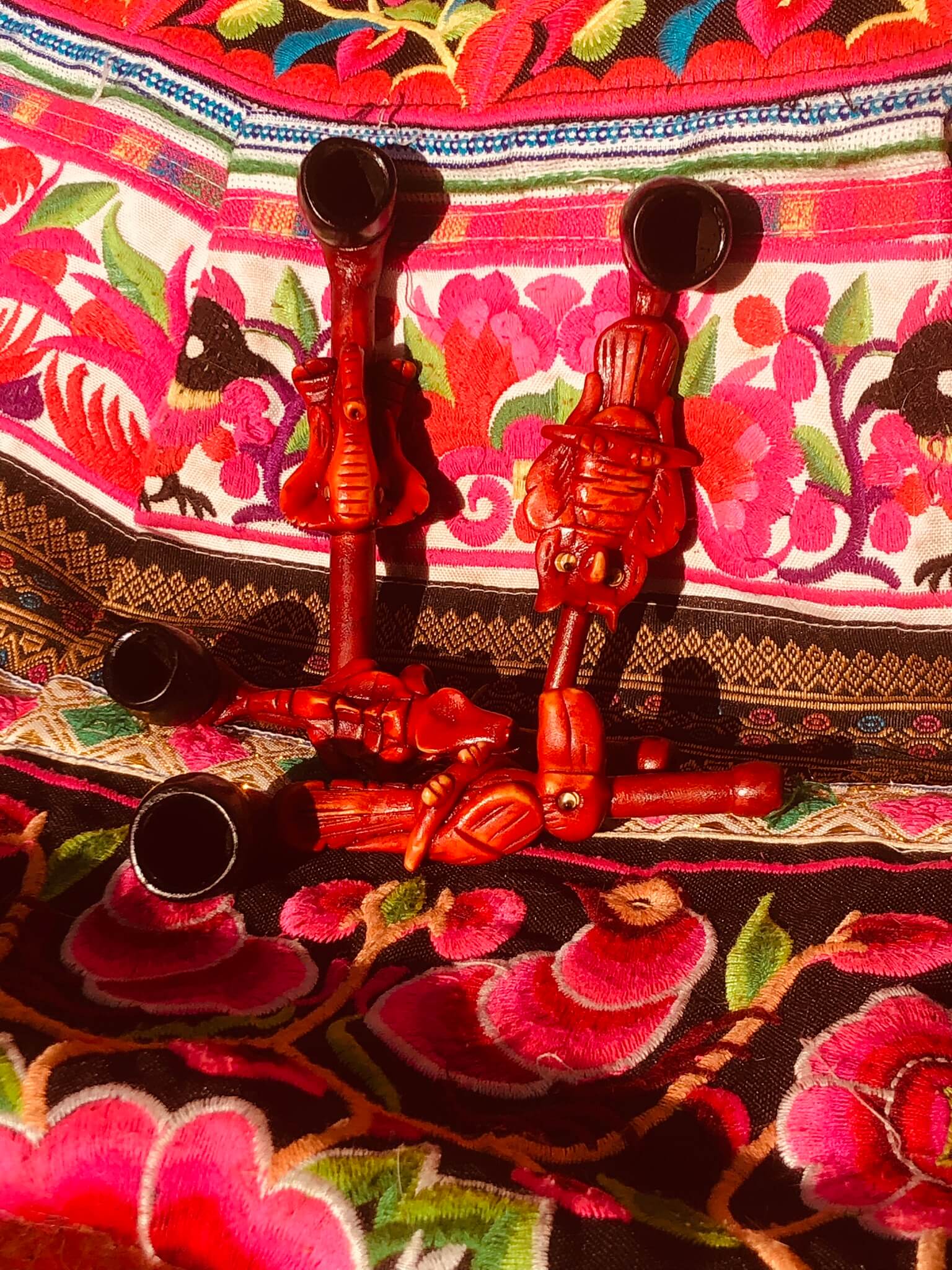 Pipas  para fumar  con animales de poder