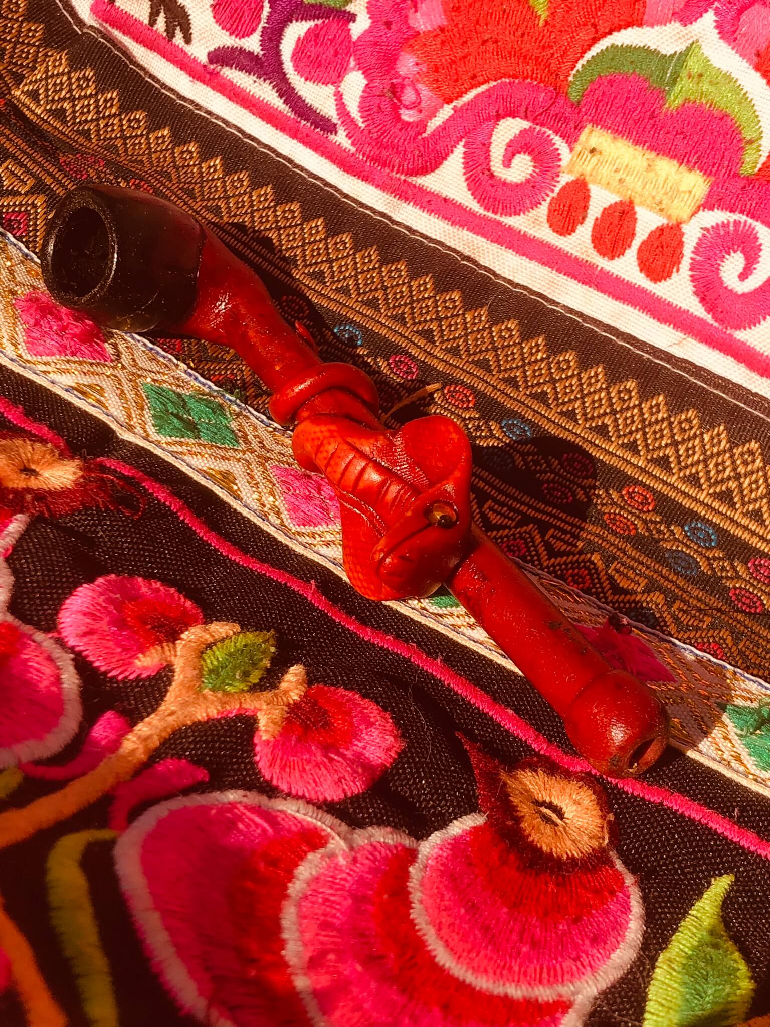 Pipas  para fumar  con animales de poder