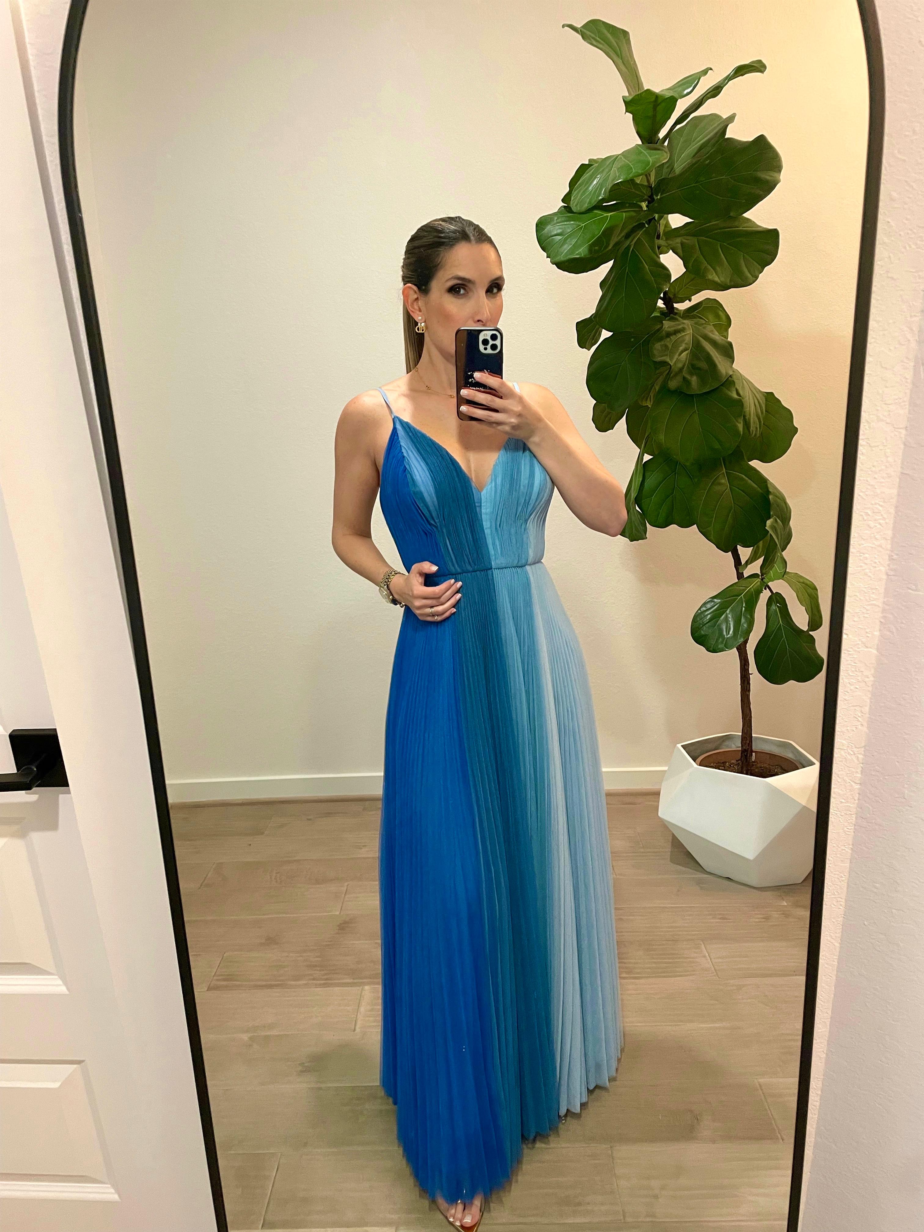 Elegant Blue Gradient Dress