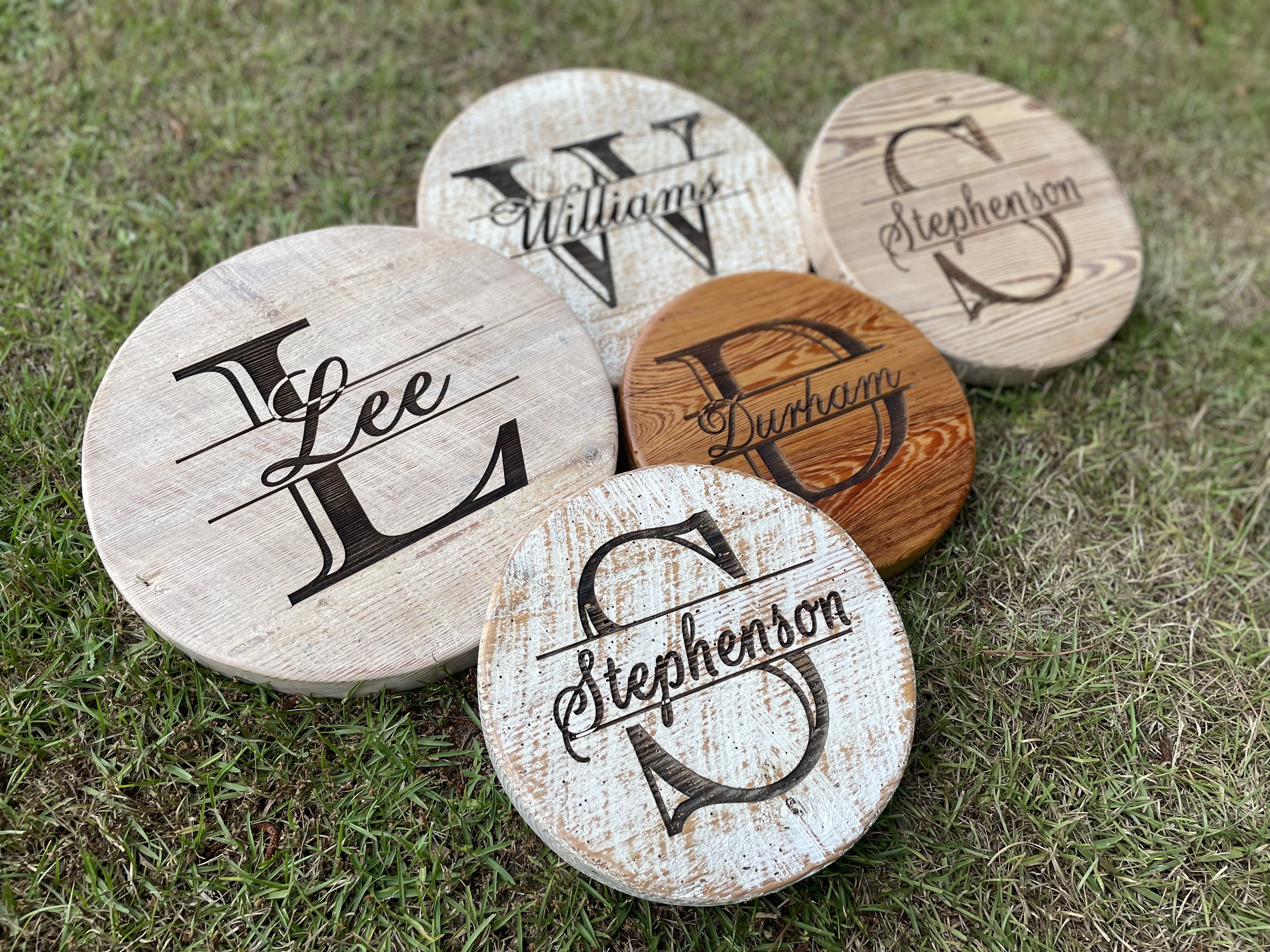 Custom-engraved Riser