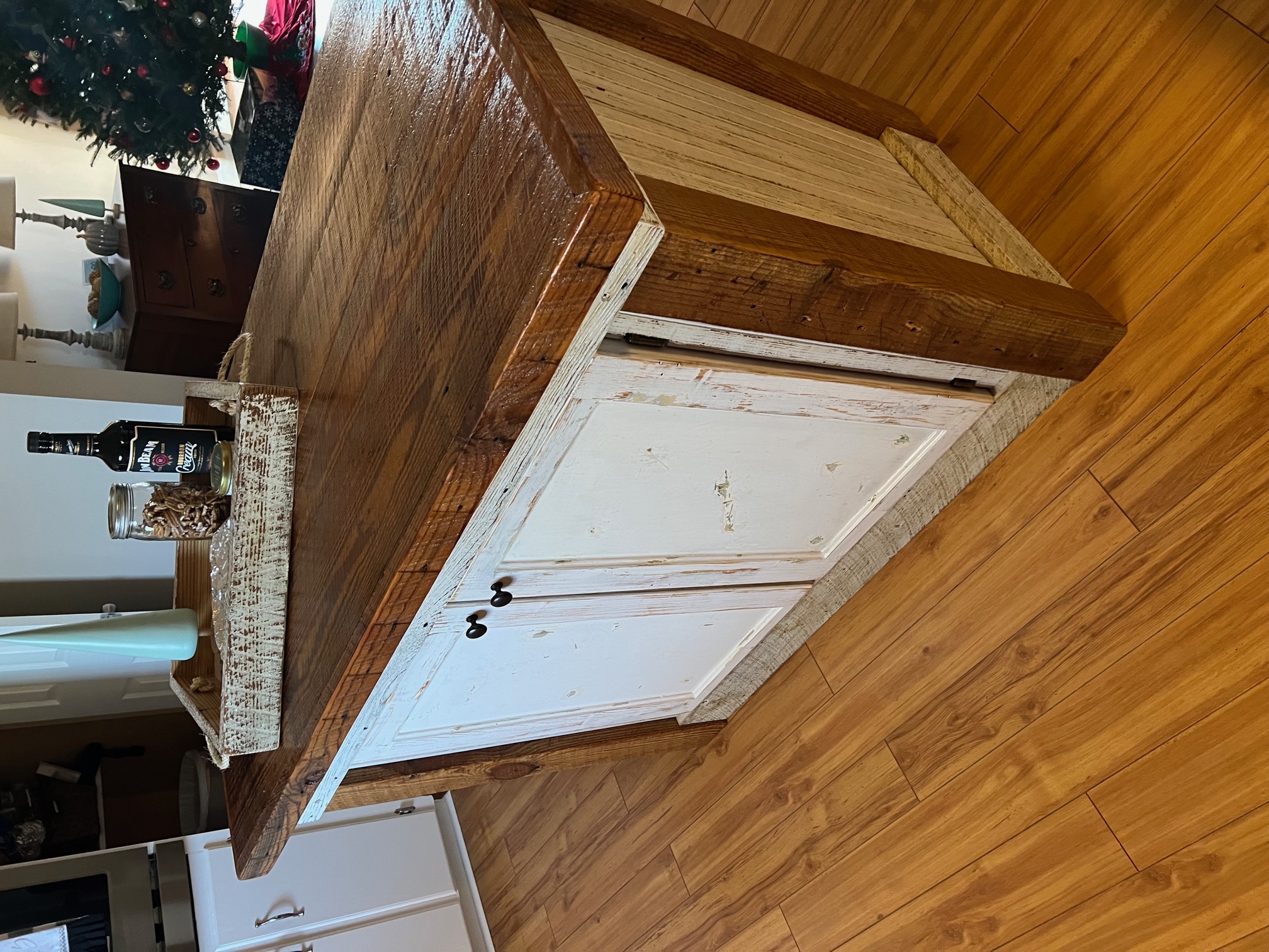 Custom-produced Furniture Items