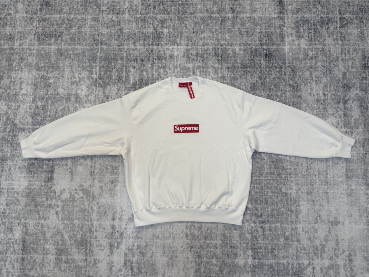Supreme Sweater