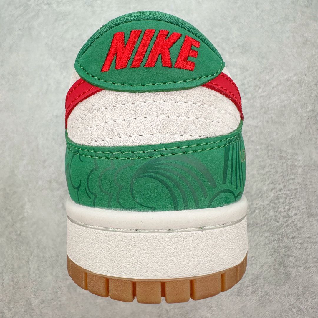 Nike Dunk Low x Louis Vuitton 