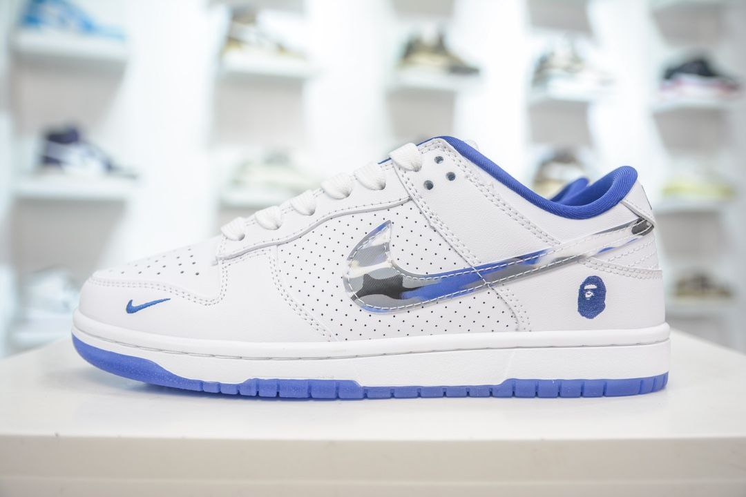 Nike x BAPE Dunk Low 
