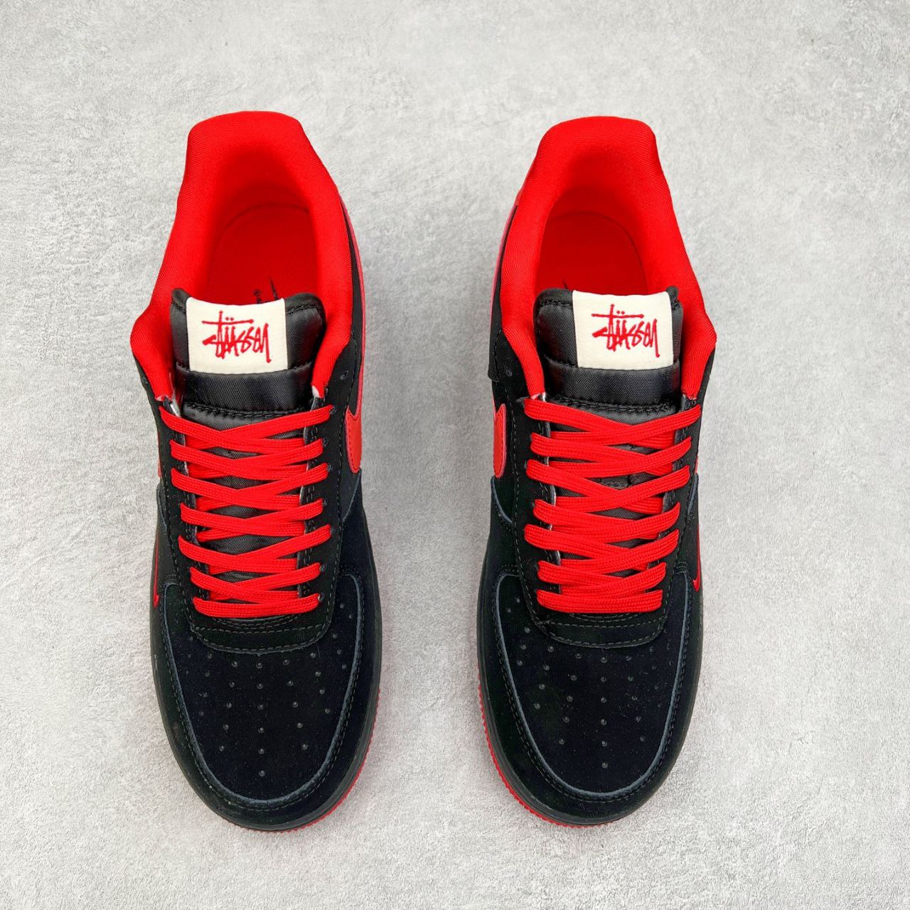 Nike Air Force 1 x Stüssy