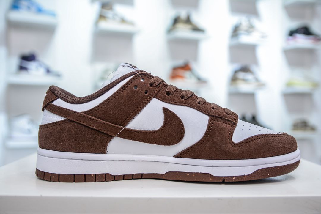 Nike Dunk Low Brown White
