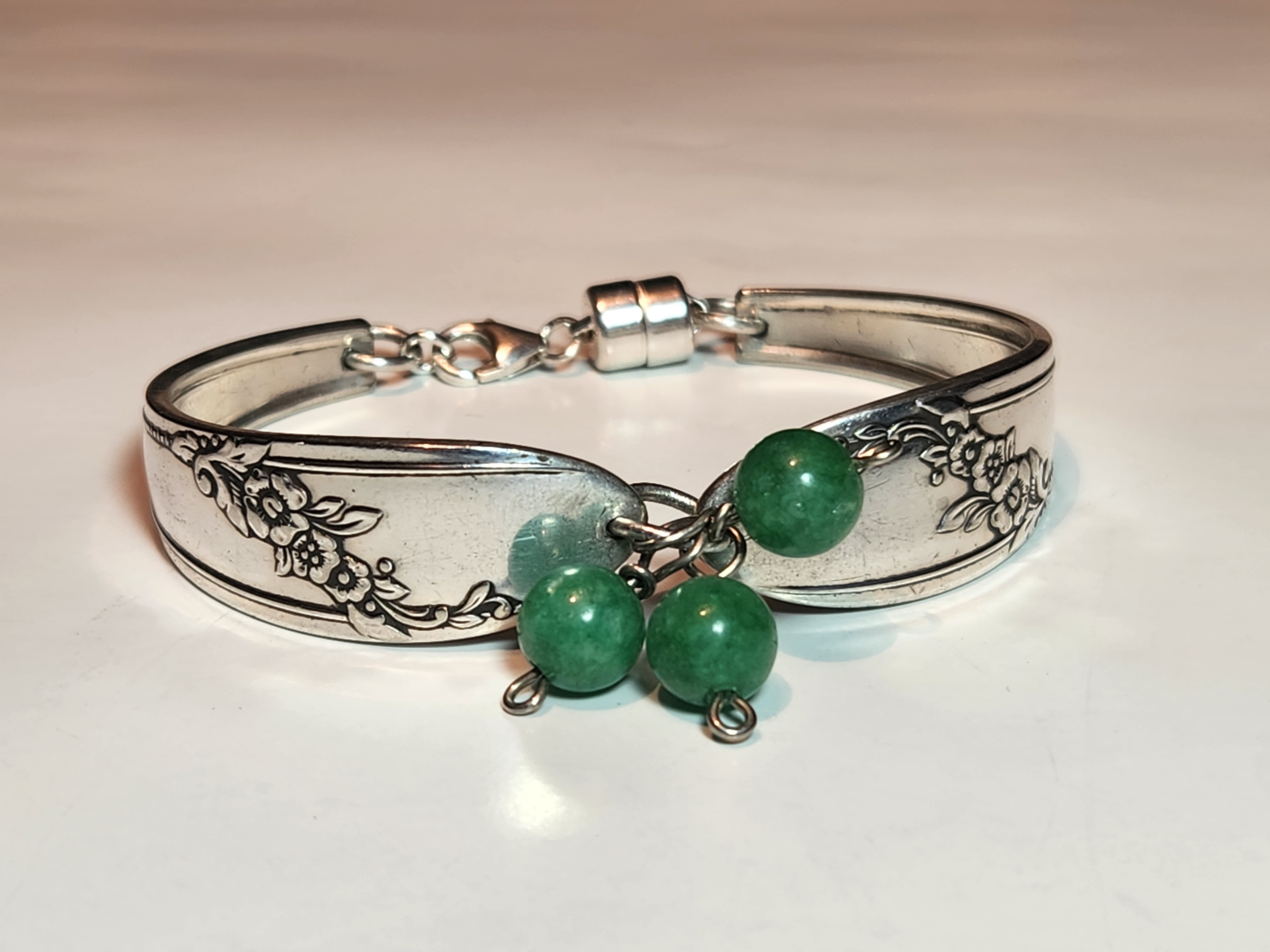 Green Jade Bead Bracelet | Queen Bess 1946 | Handmade by Coolee