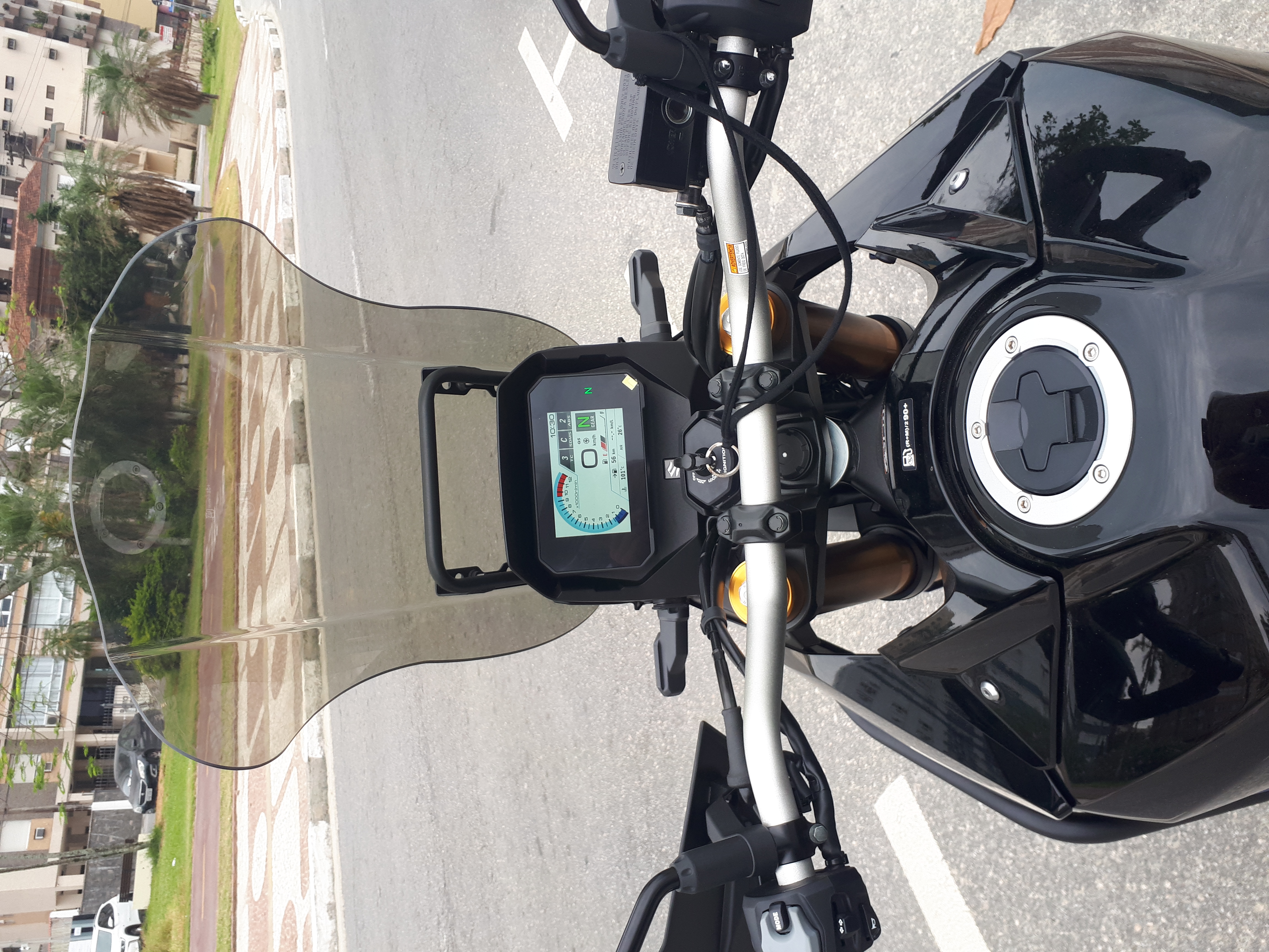 Bolha para Suzuki Vstrom 800 / DE em Policarbonato 3mm fumê ou Cristal