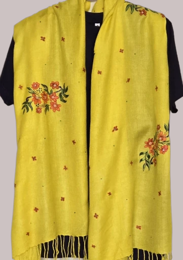 Yellow Floral Scarf with tshirt