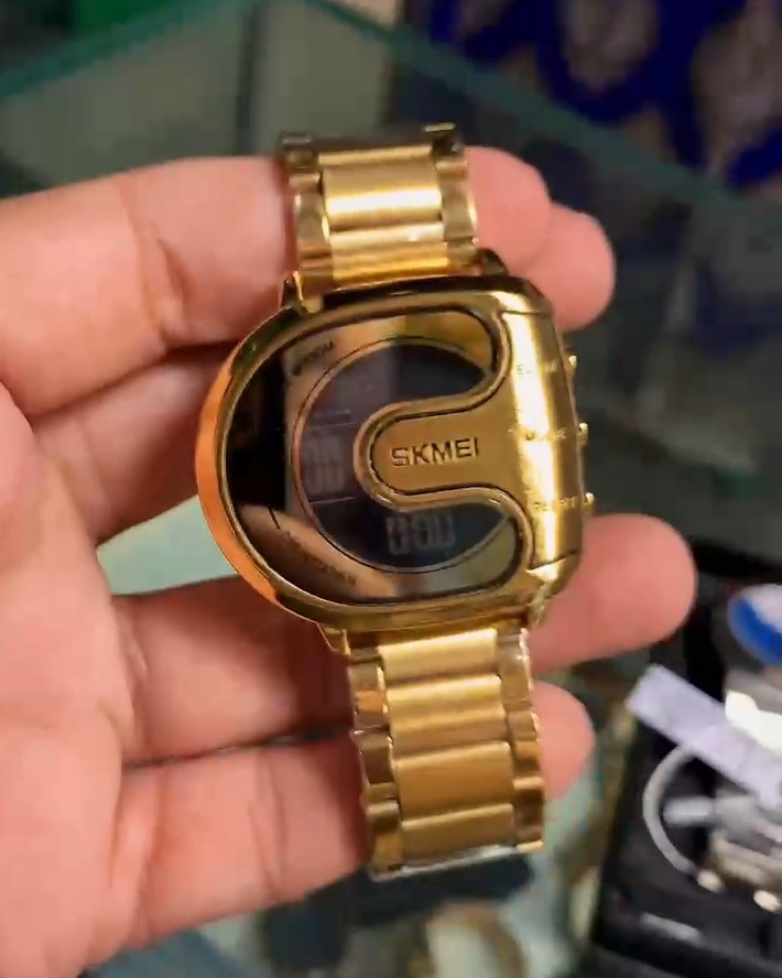 SKMEI Gold Digital Watch