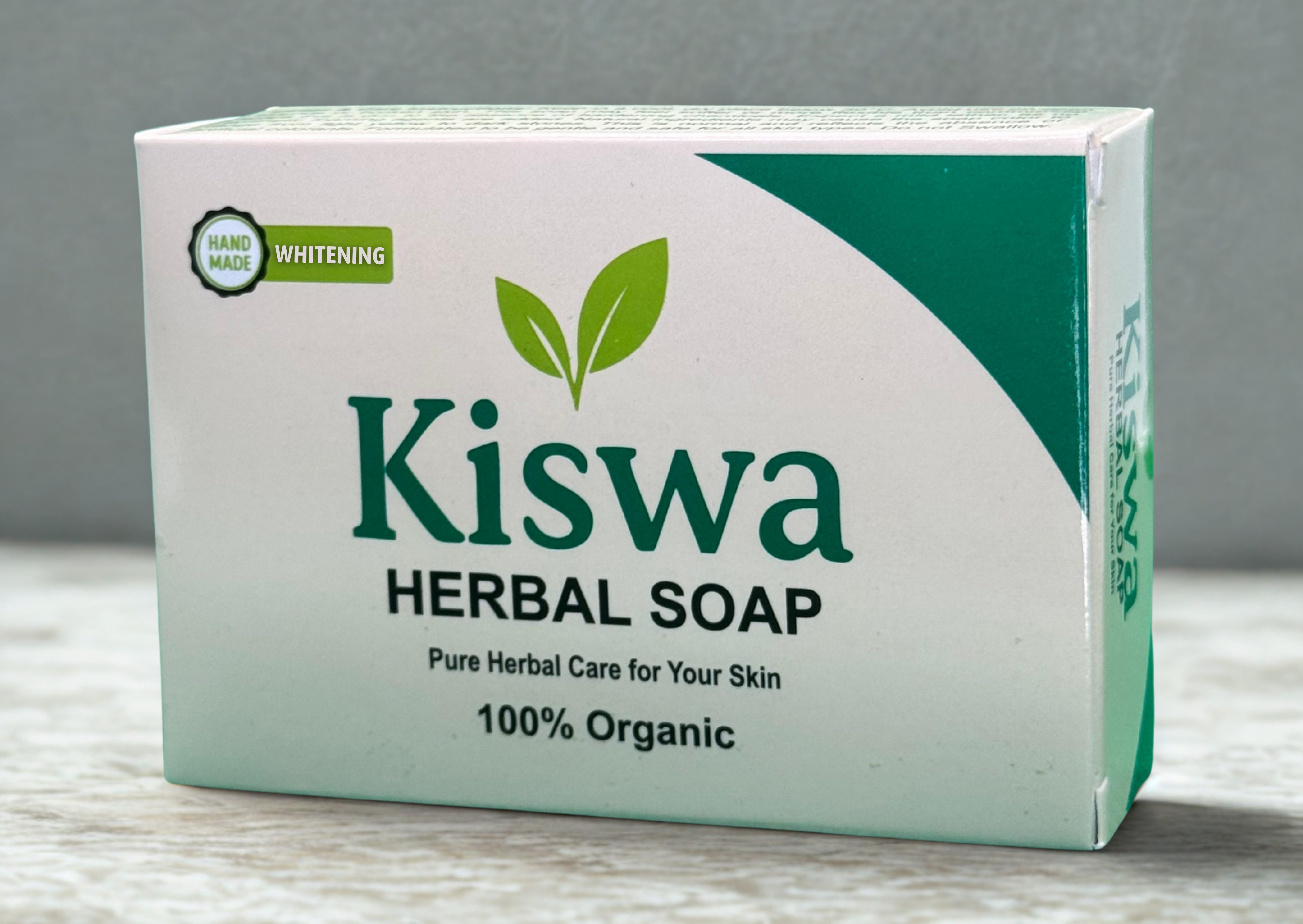 🌿  Kiswa Whitening Herbal Soap
