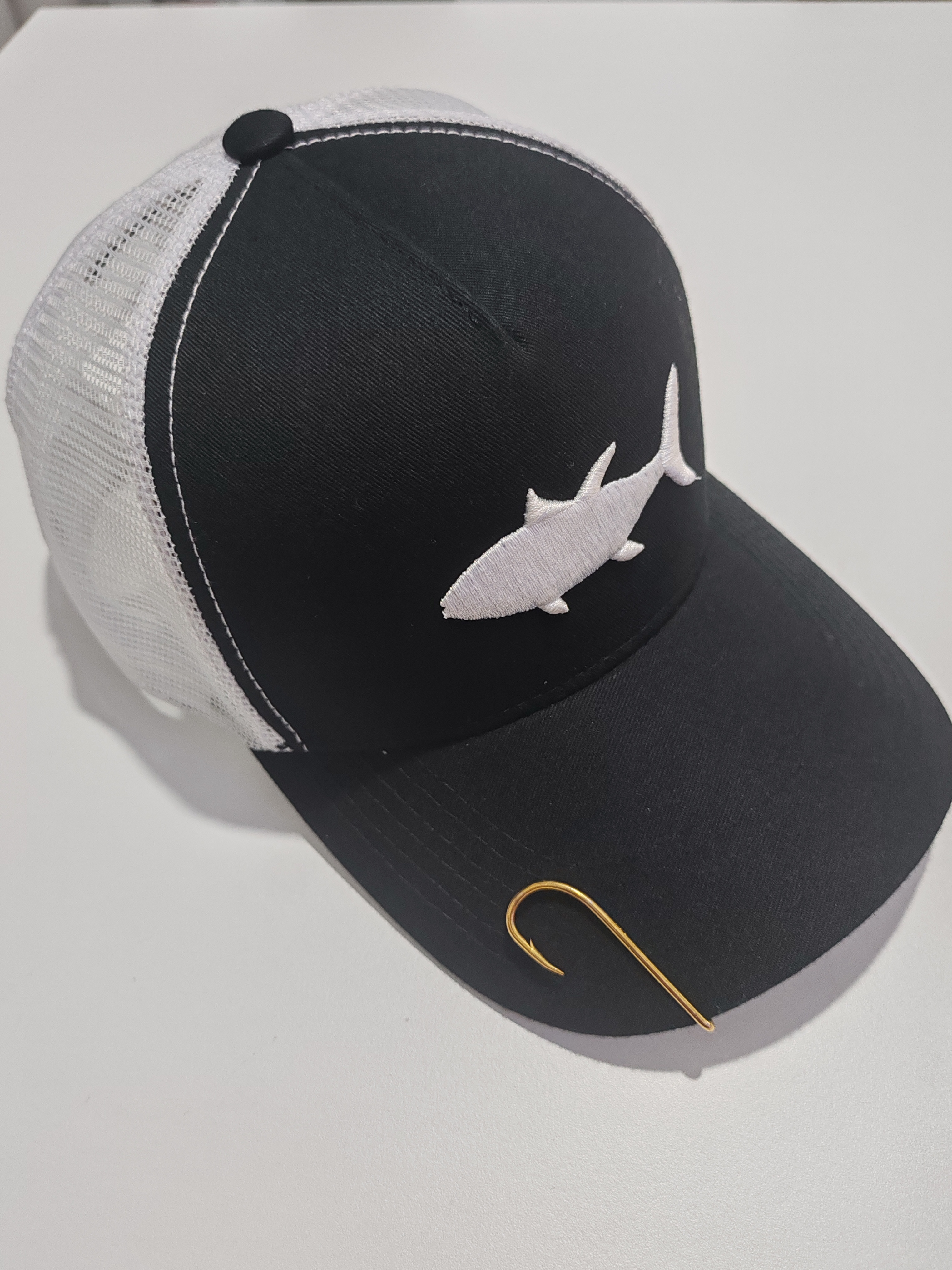 Gorra “Tuna White” – Fisher Kook (Nueva temporada)