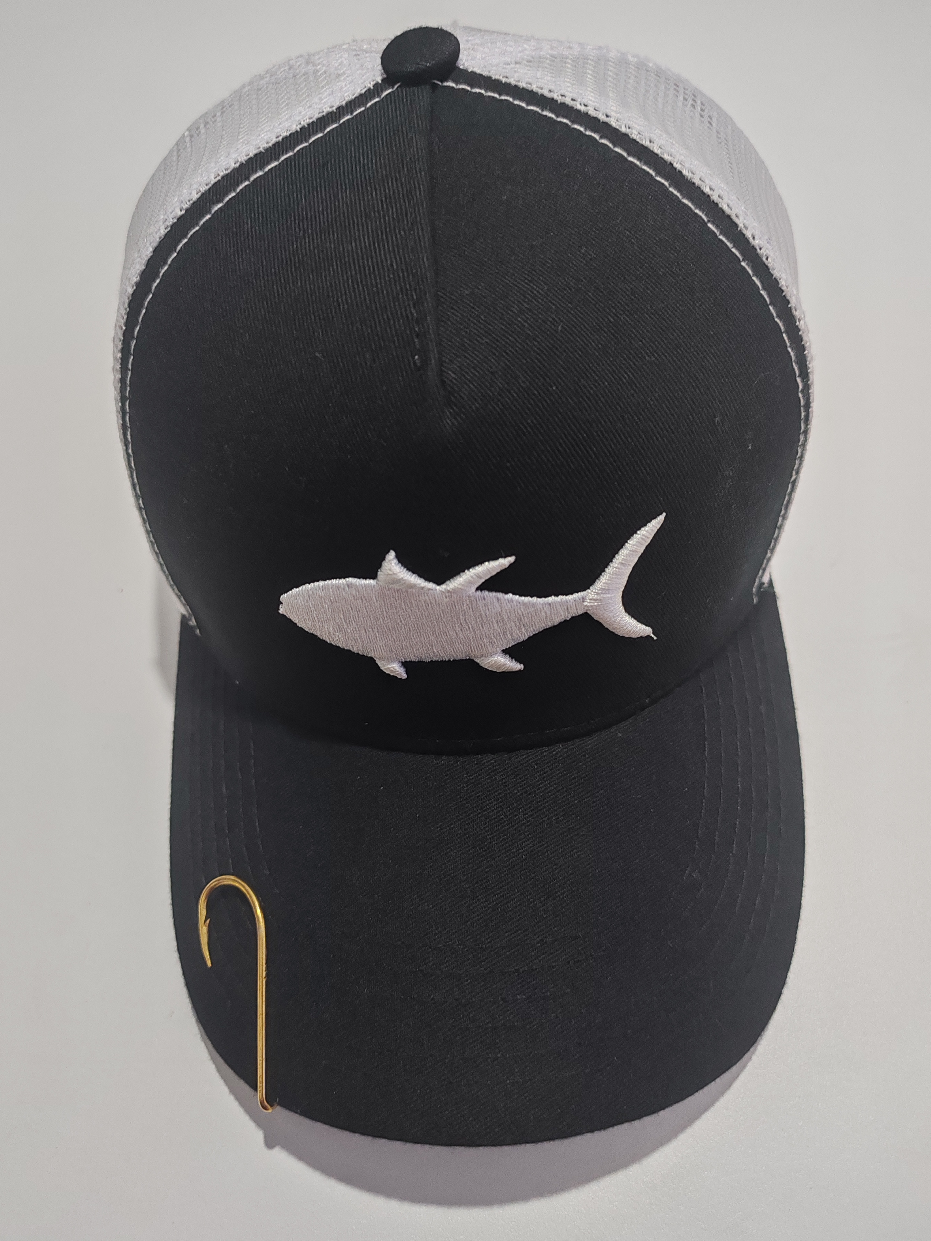 Gorra “Tuna White” – Fisher Kook (Nueva temporada)