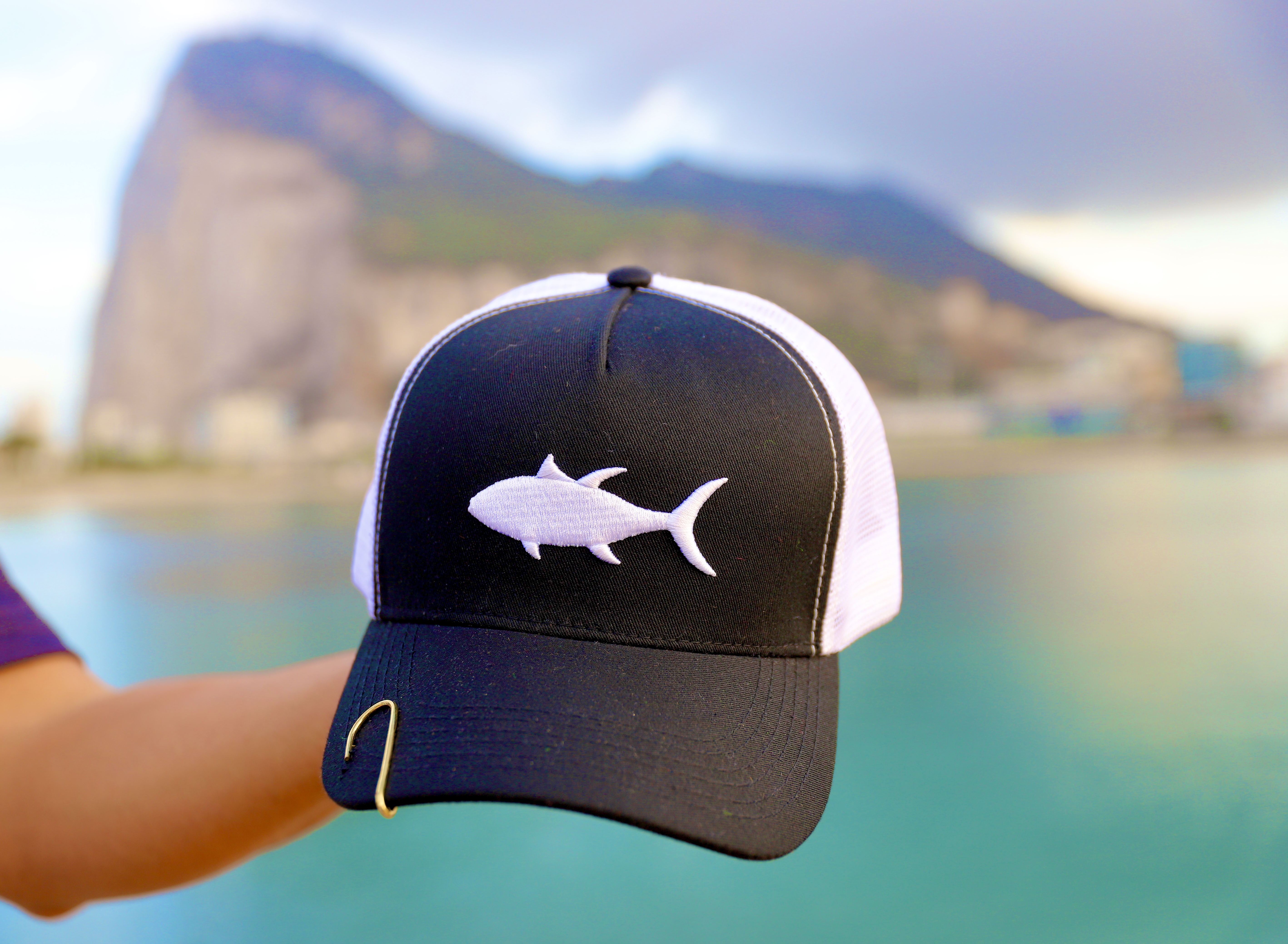 Gorra “Tuna White” – Fisher Kook (Nueva temporada)