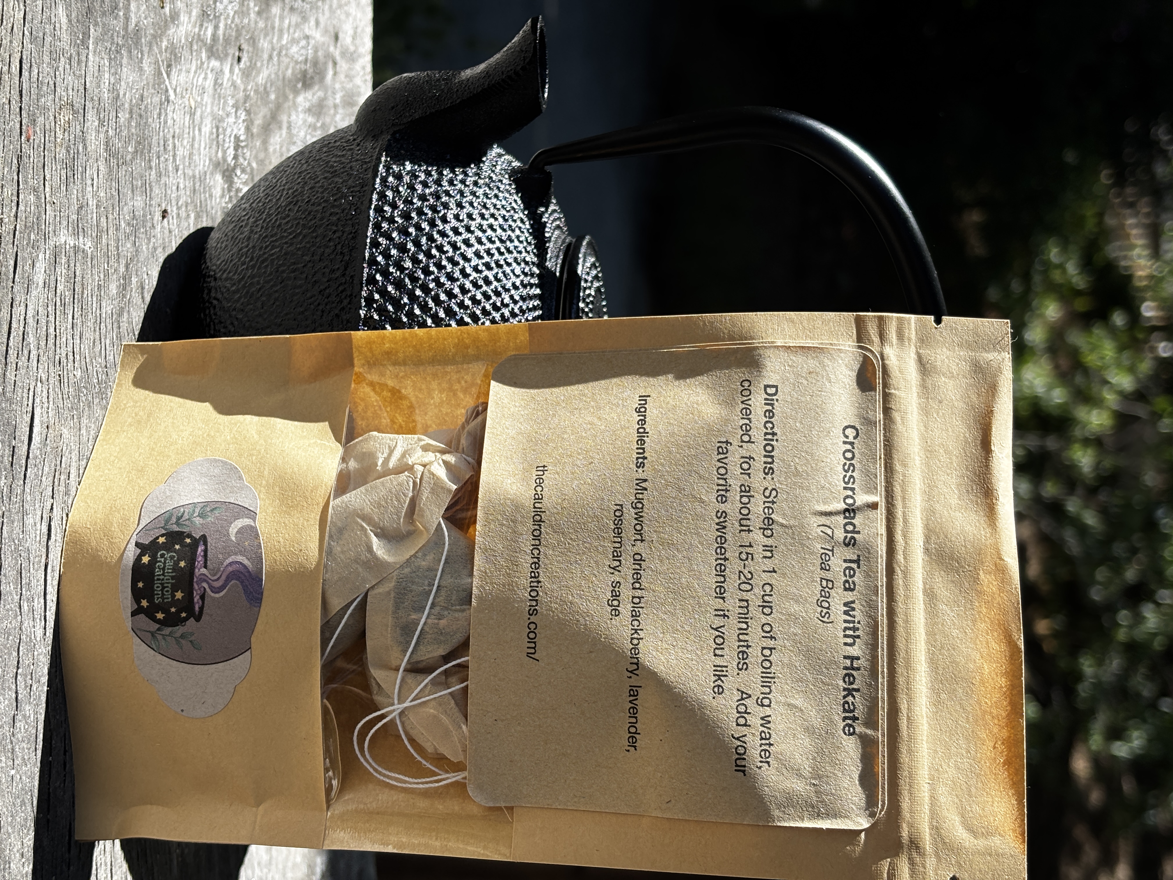 Crossroads Tea with Hekate (single bag or pack of 7)