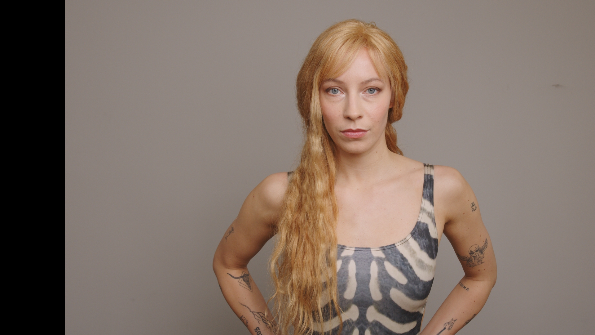 Echt-Haar Perücke Ibiza -  Mittellblond