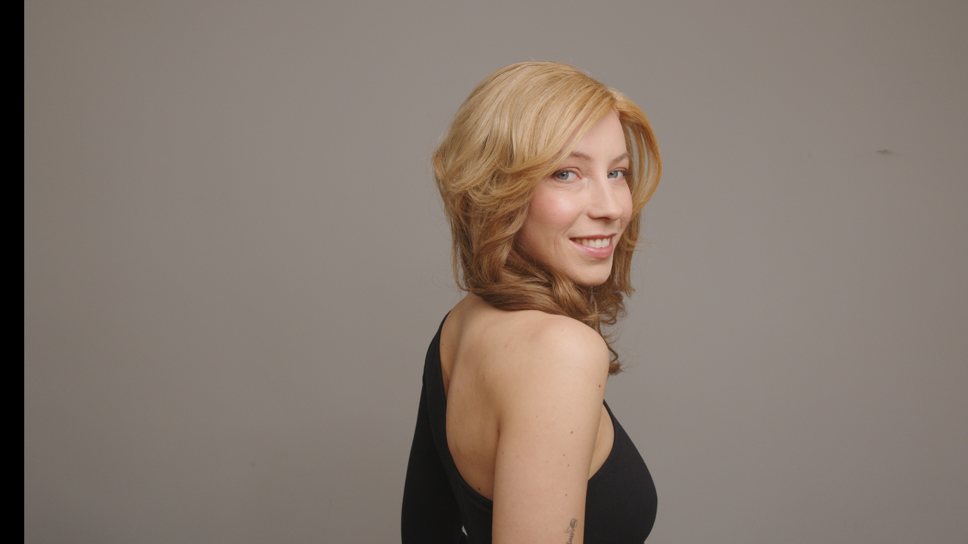 Perücke naturblond