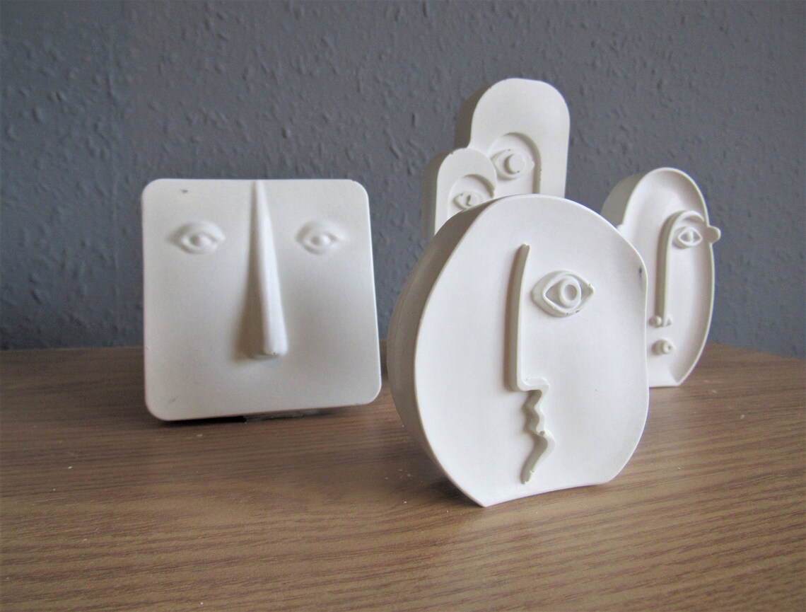 FARAMIR STORE 4pcs Handmade Abstract Human Face White Stone Sculpture Face Art Statue for Office, Living Room, Bookshelf, Table Artistic Resin Decorative Statues For Shelves