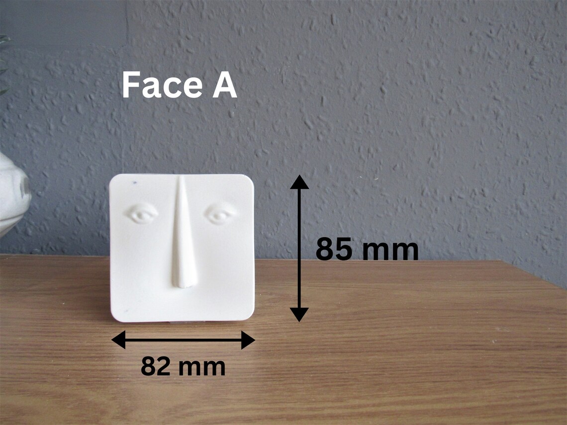 FARAMIR STORE 4pcs Handmade Abstract Human Face White Stone Sculpture Face Art Statue for Office, Living Room, Bookshelf, Table Artistic Resin Decorative Statues For Shelves
