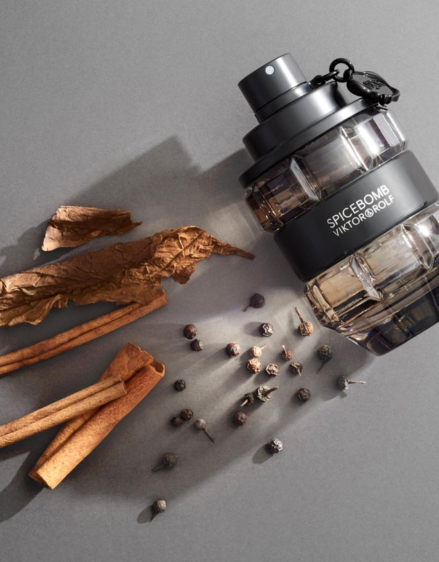 VIKTOR & ROLF SPICEBOMB 90ML EDT