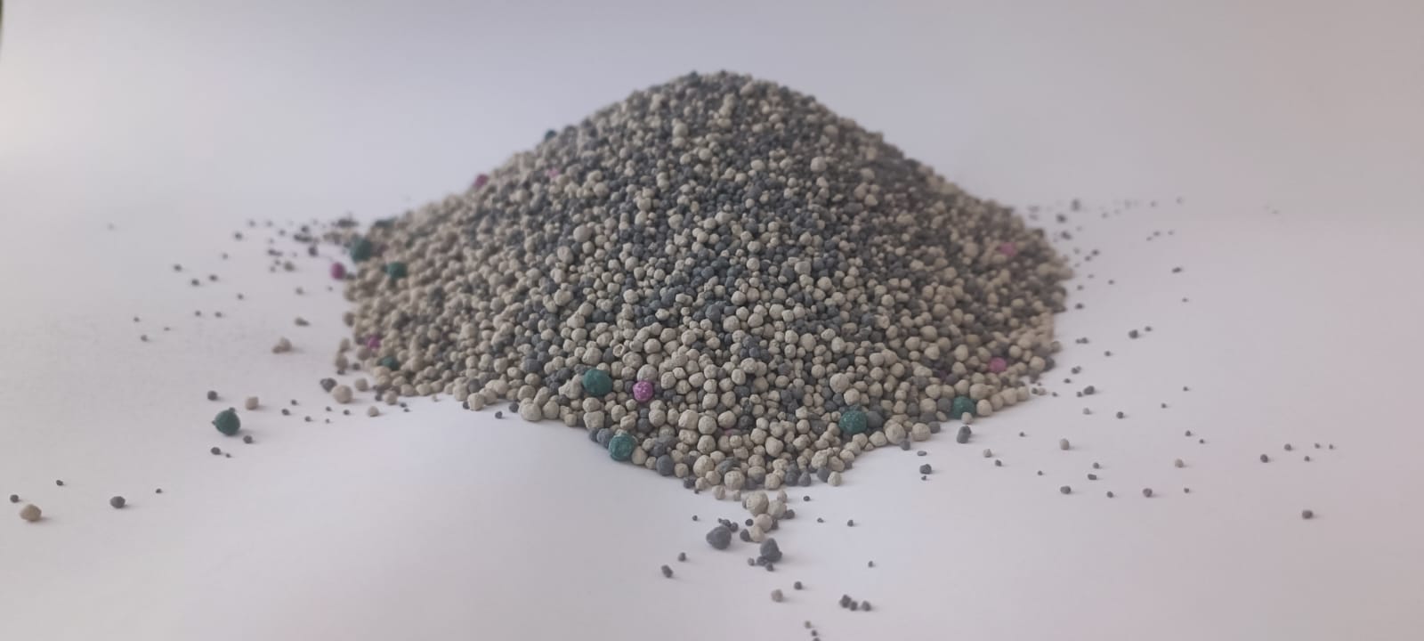 Arena Maru Carbón Mix 20 KG