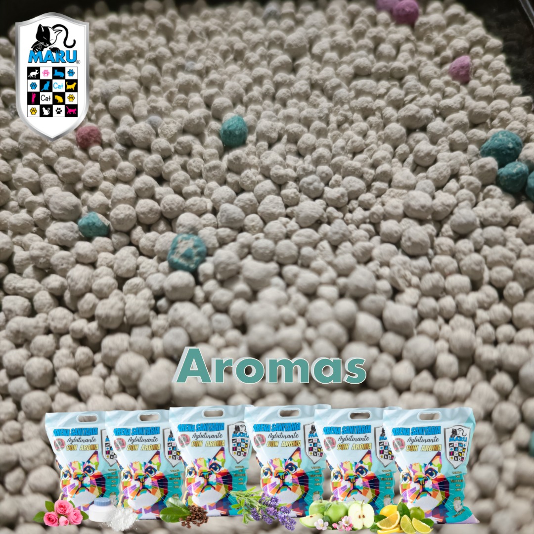 Arena sanitaria con carbón activo