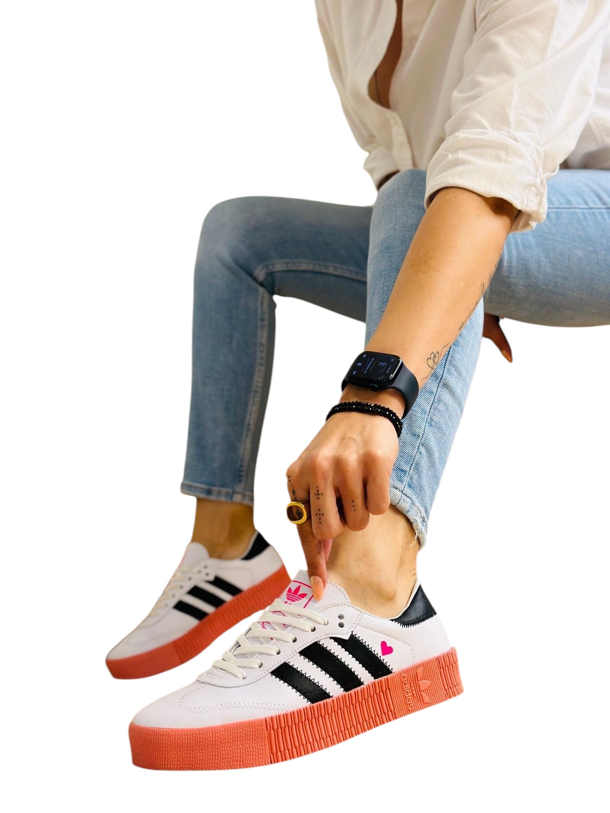 Tenis “Adidas” Samba suela rosa