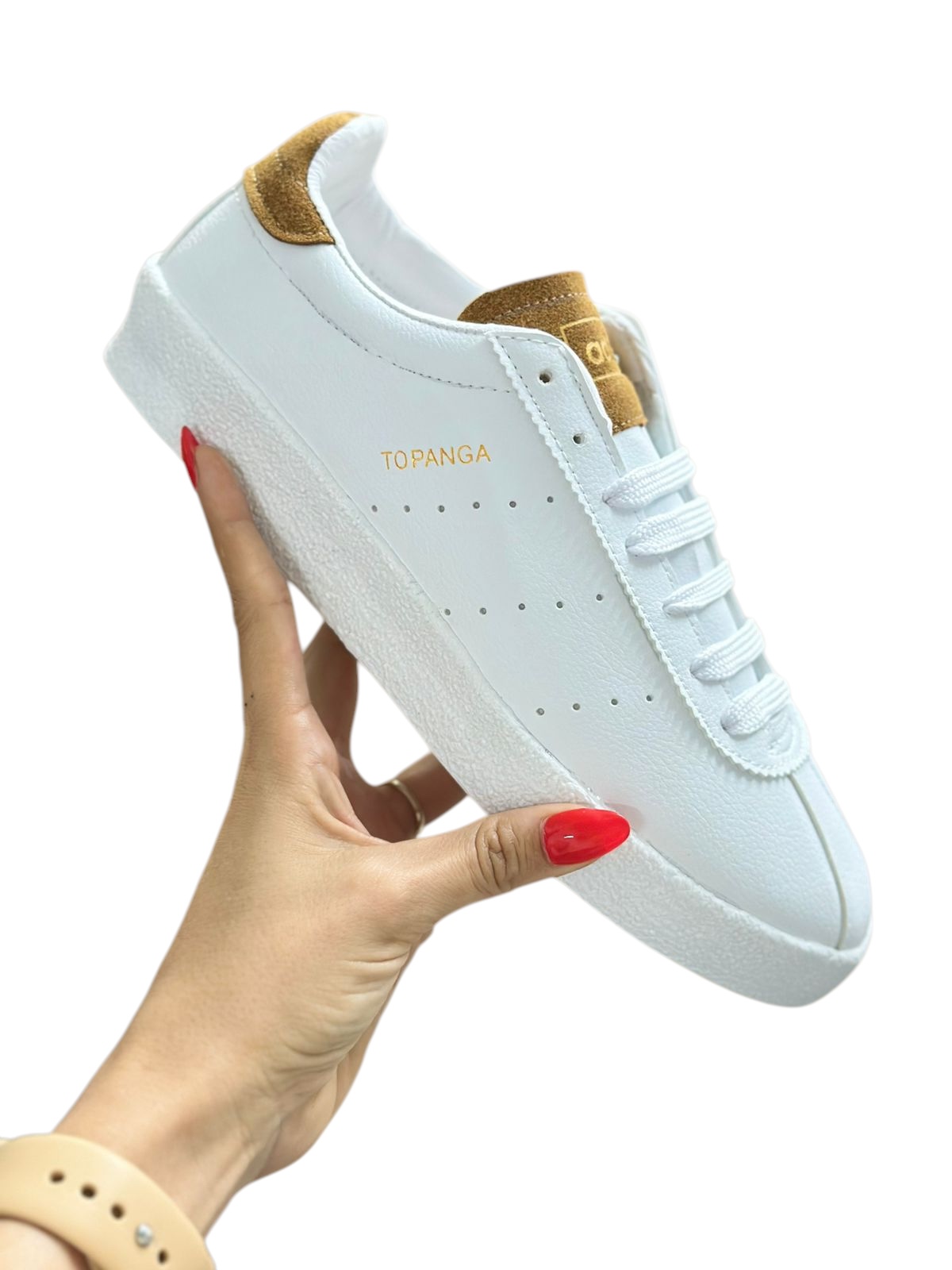 Tenis “Adidas” Topanga blancos