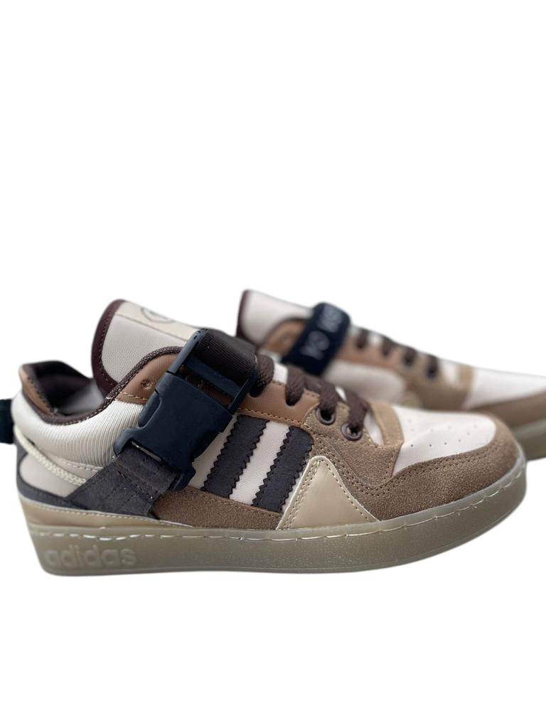 Tenis “Adidas” Bad Bunny Café 