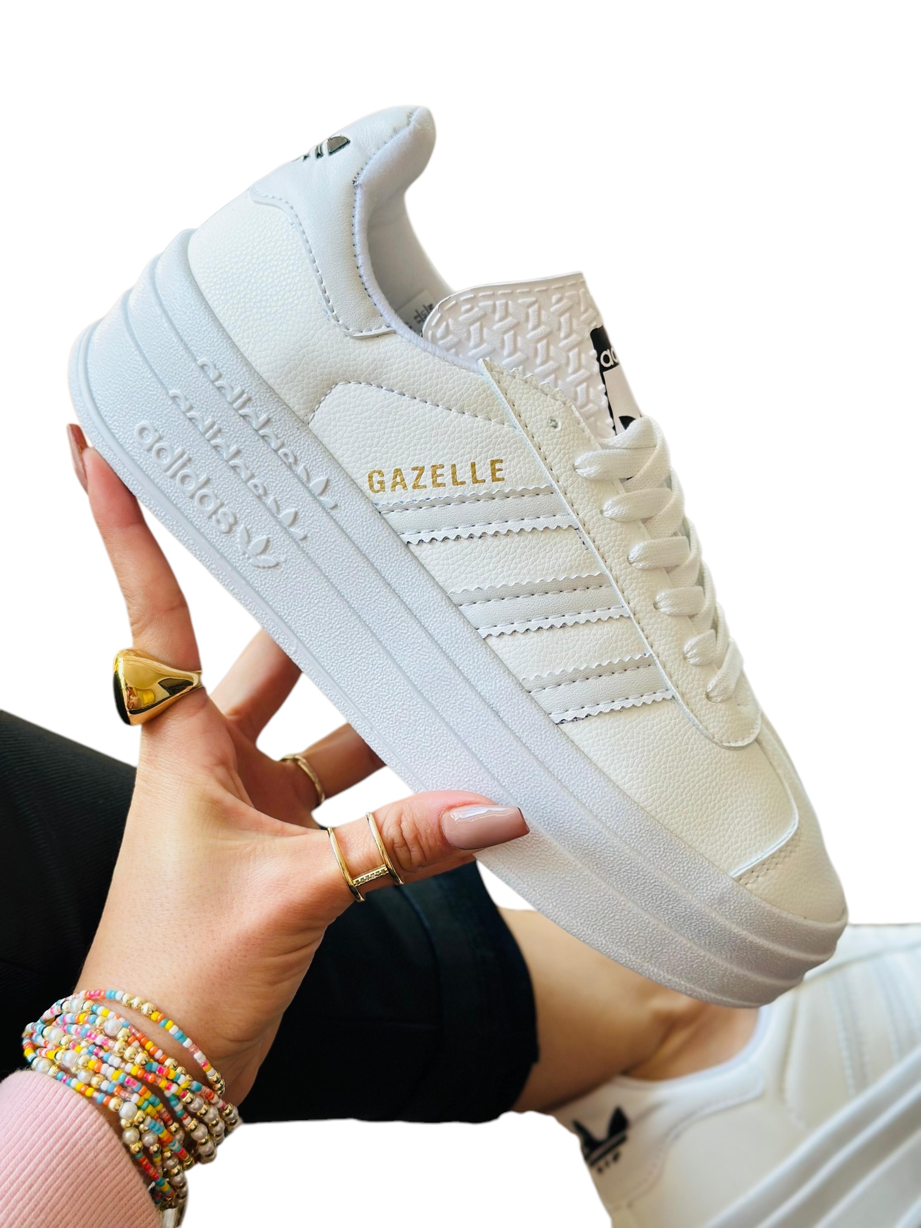 Tenis “Adidas” Gazelle plataforma blanco