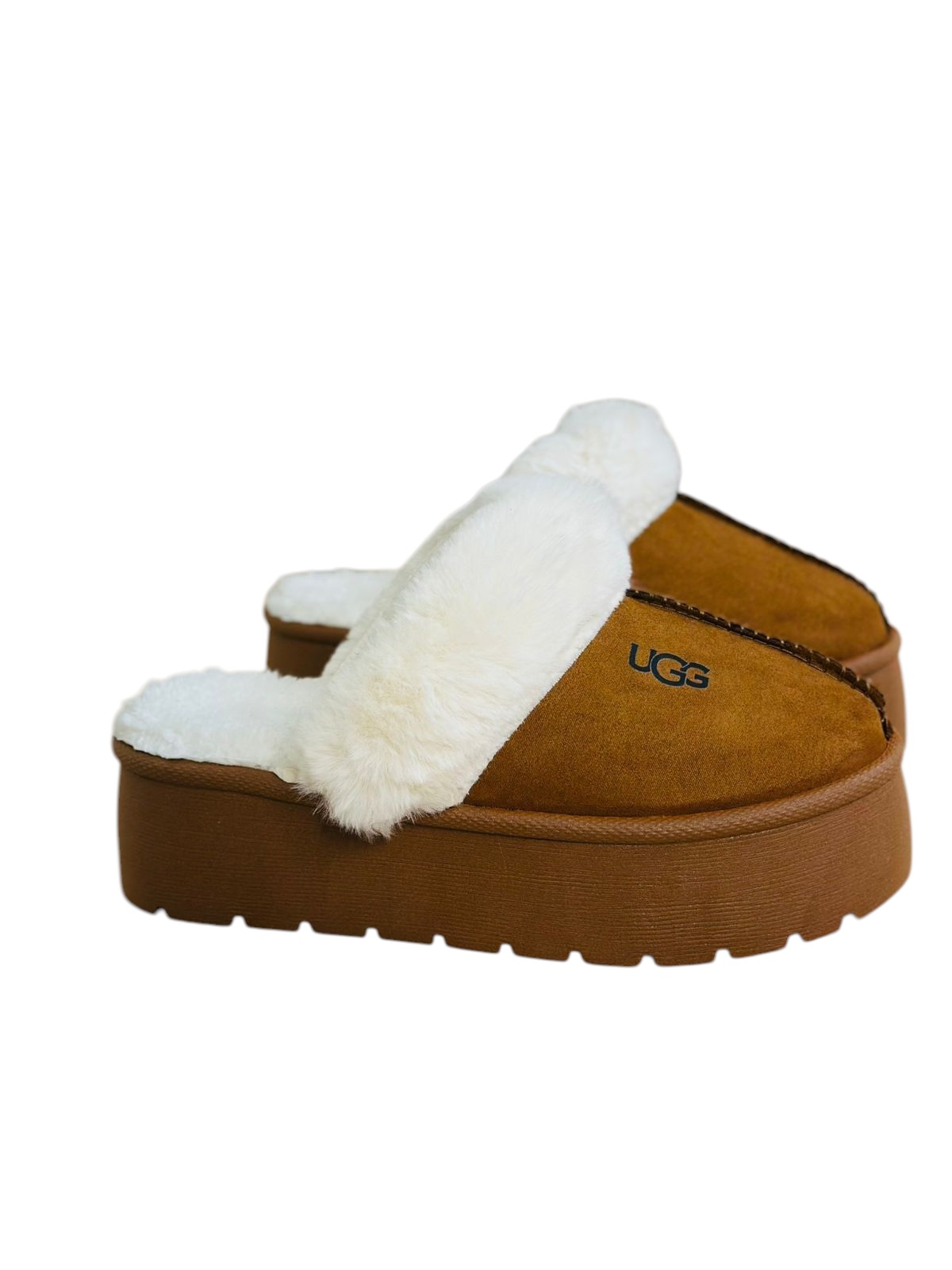 Zapatilla “UGG” Camel 