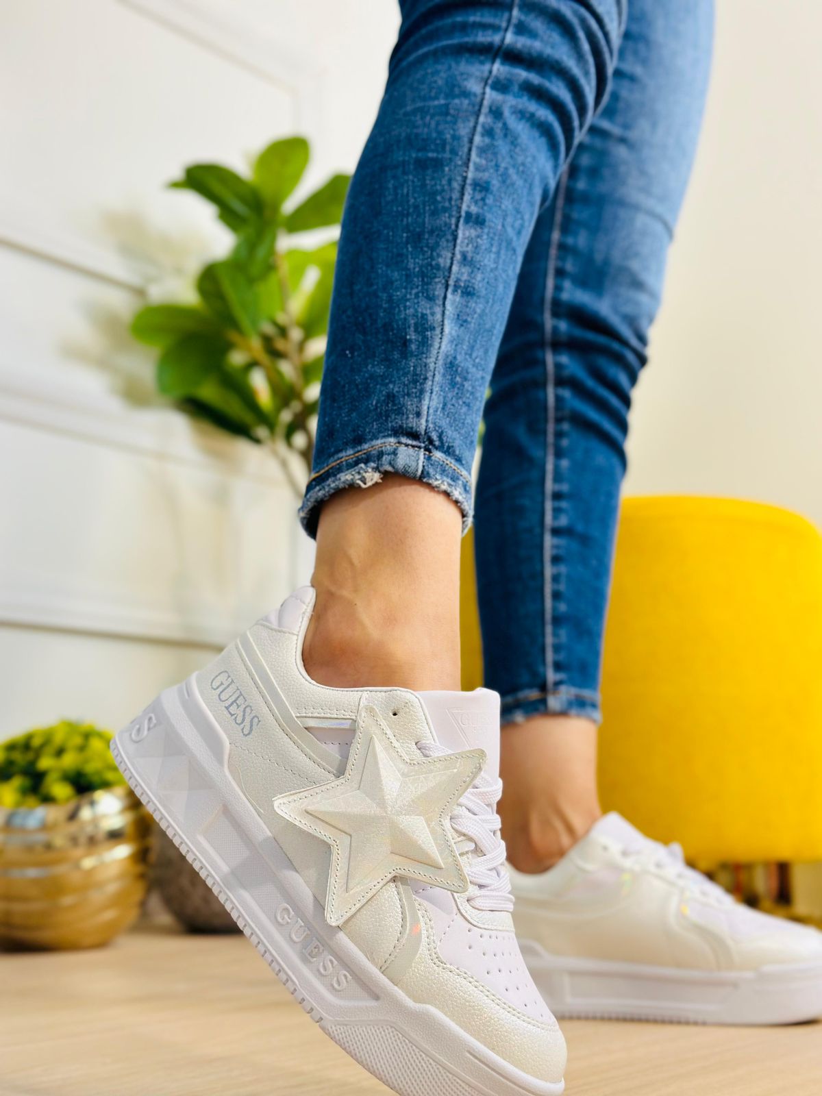 Guess blanco estrella 