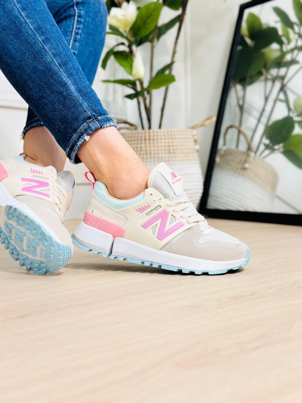 Tenis New Balance pastel