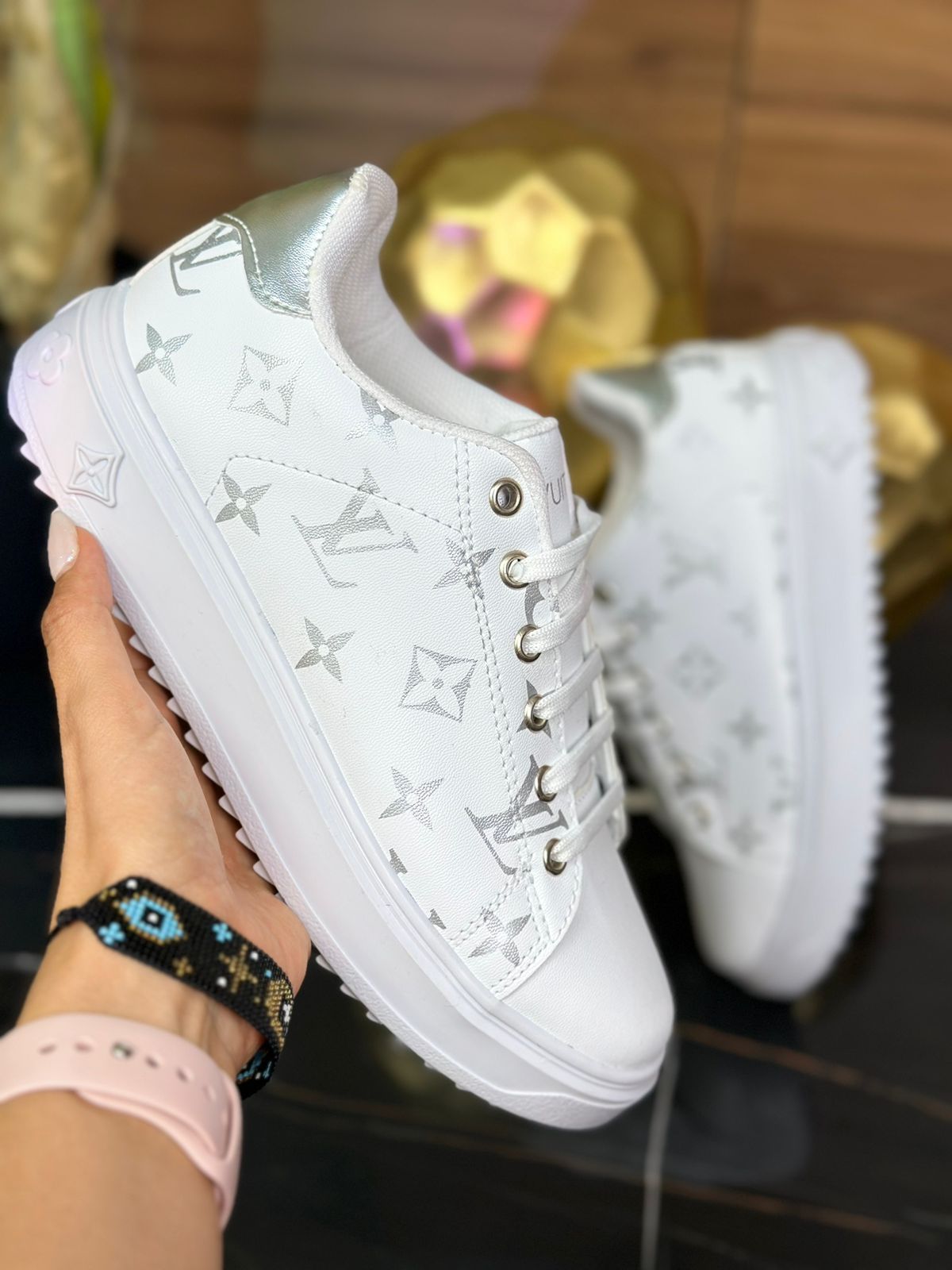 Tenis LV blanco/plata 