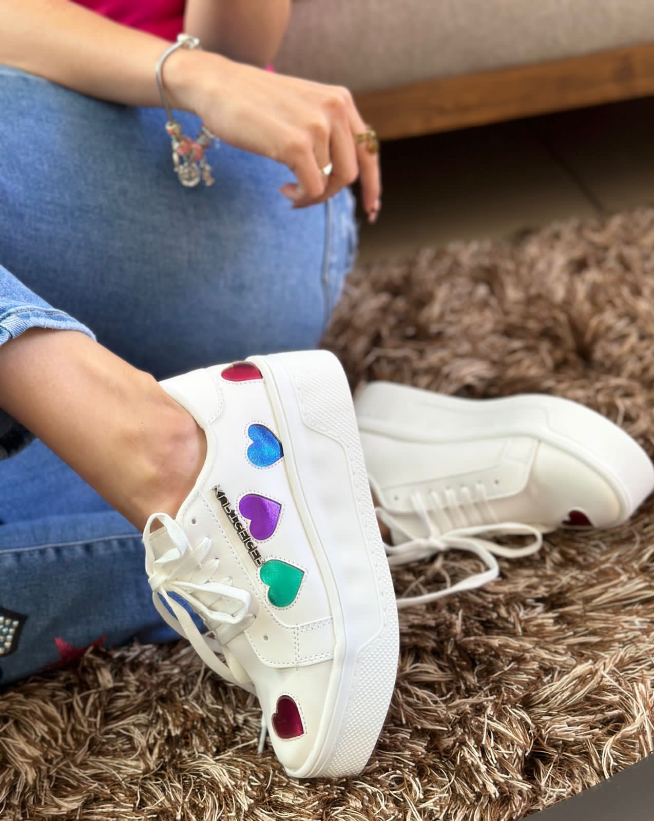 Tenis Kurt con corazones colores