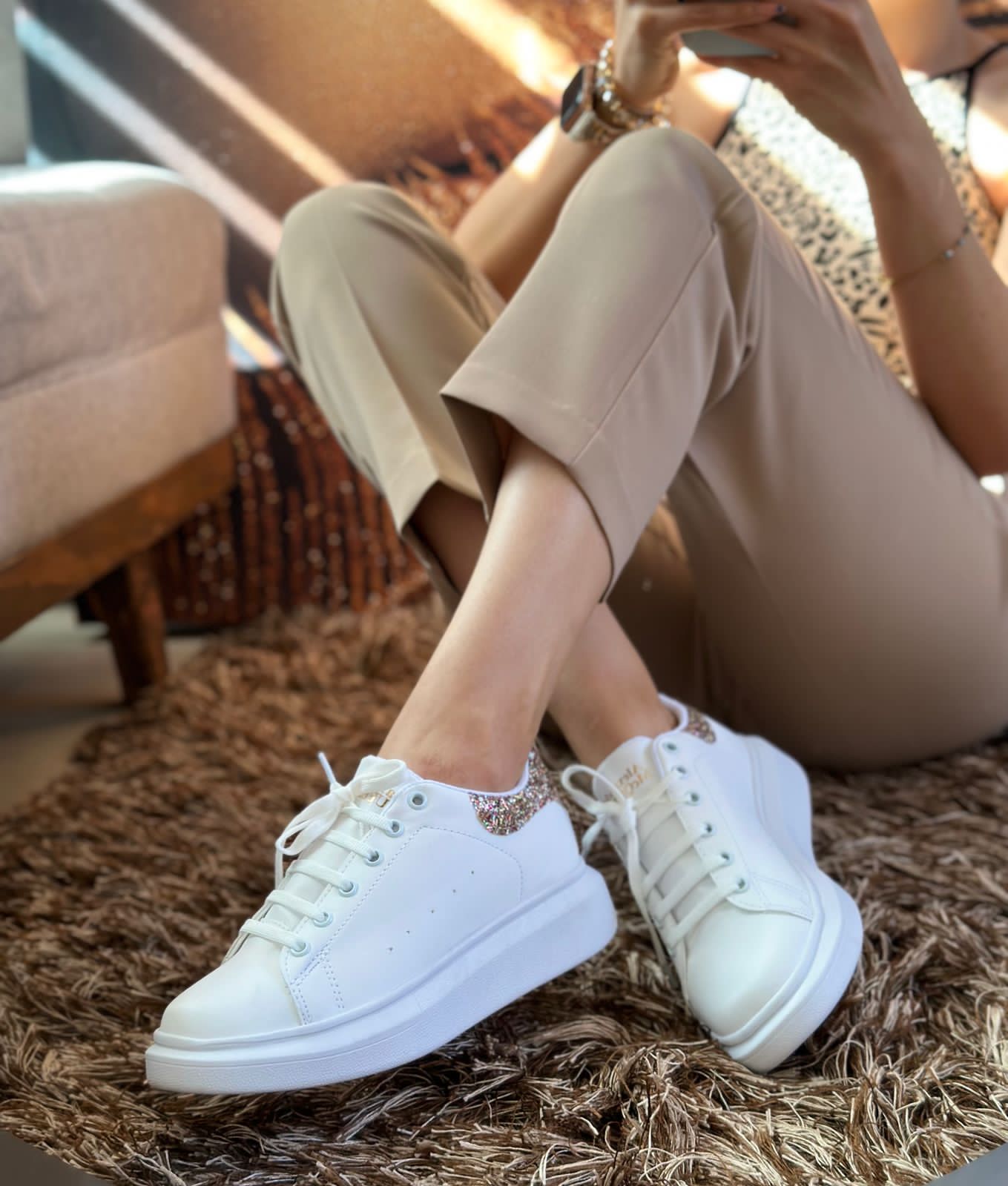 Tenis blancos casuales