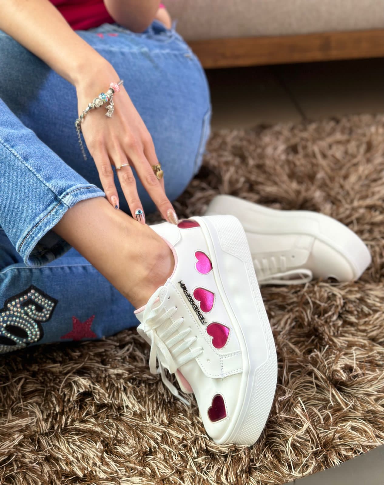Tenis Kurt corazones rosas
