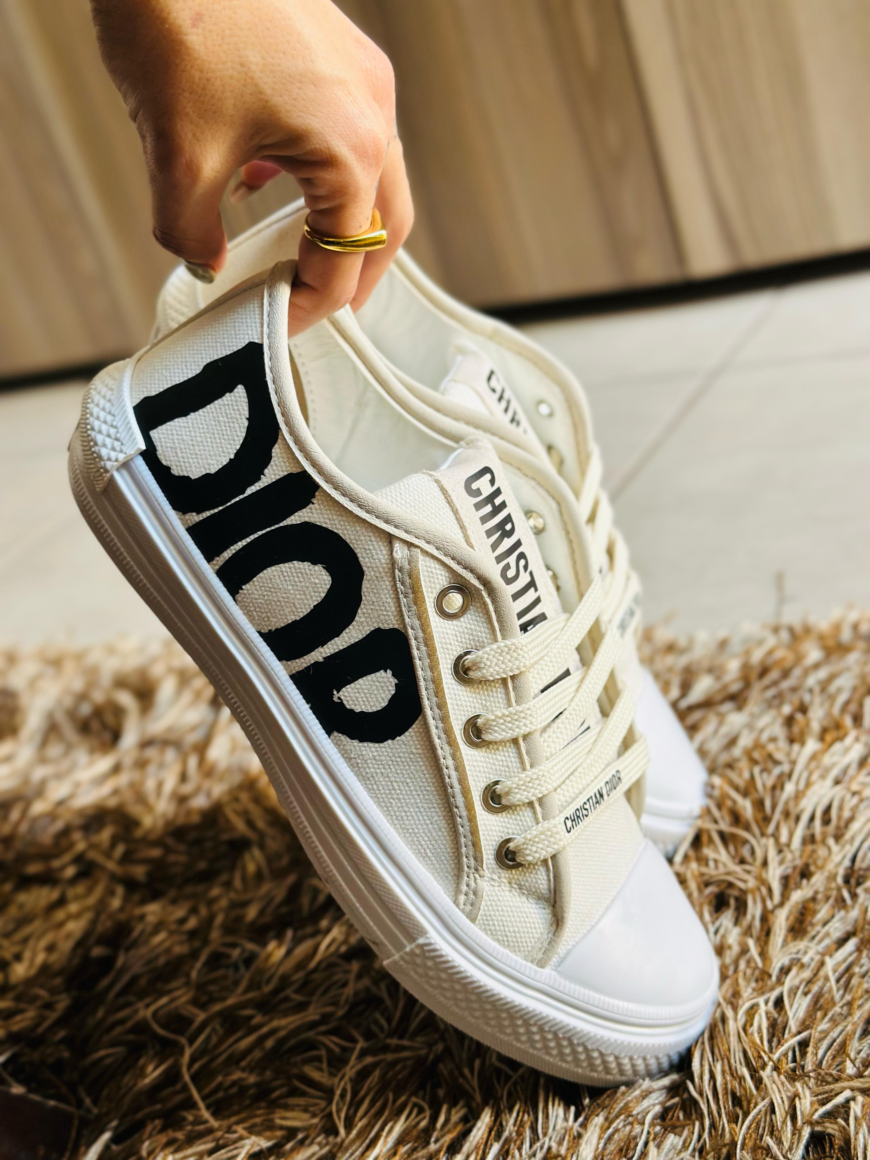 Tenis casuales Dior Letras negro 