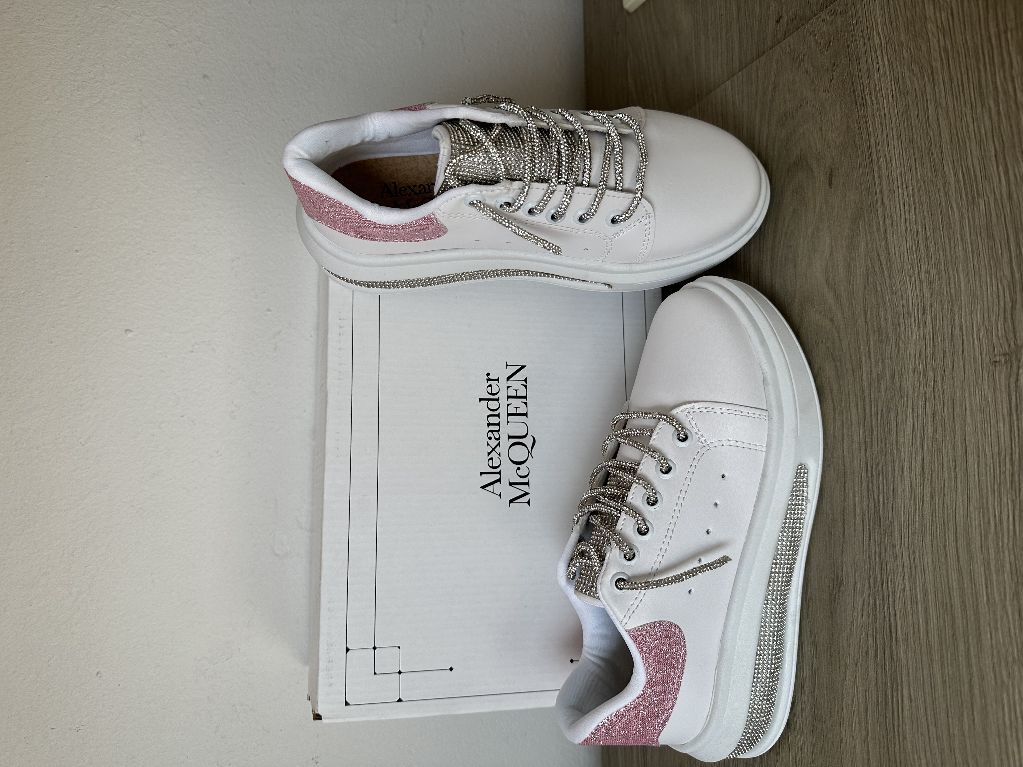Tenis Alexander McQueen Mujer cristales
