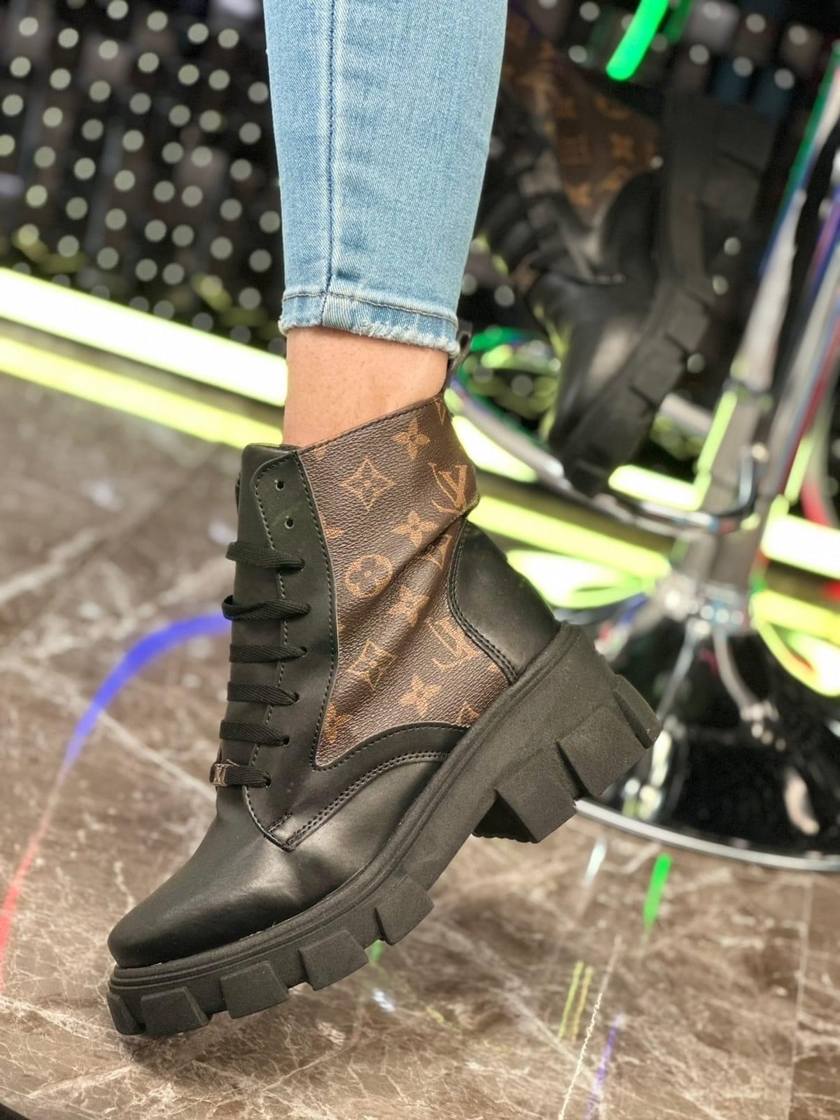 Bota LV monograma 