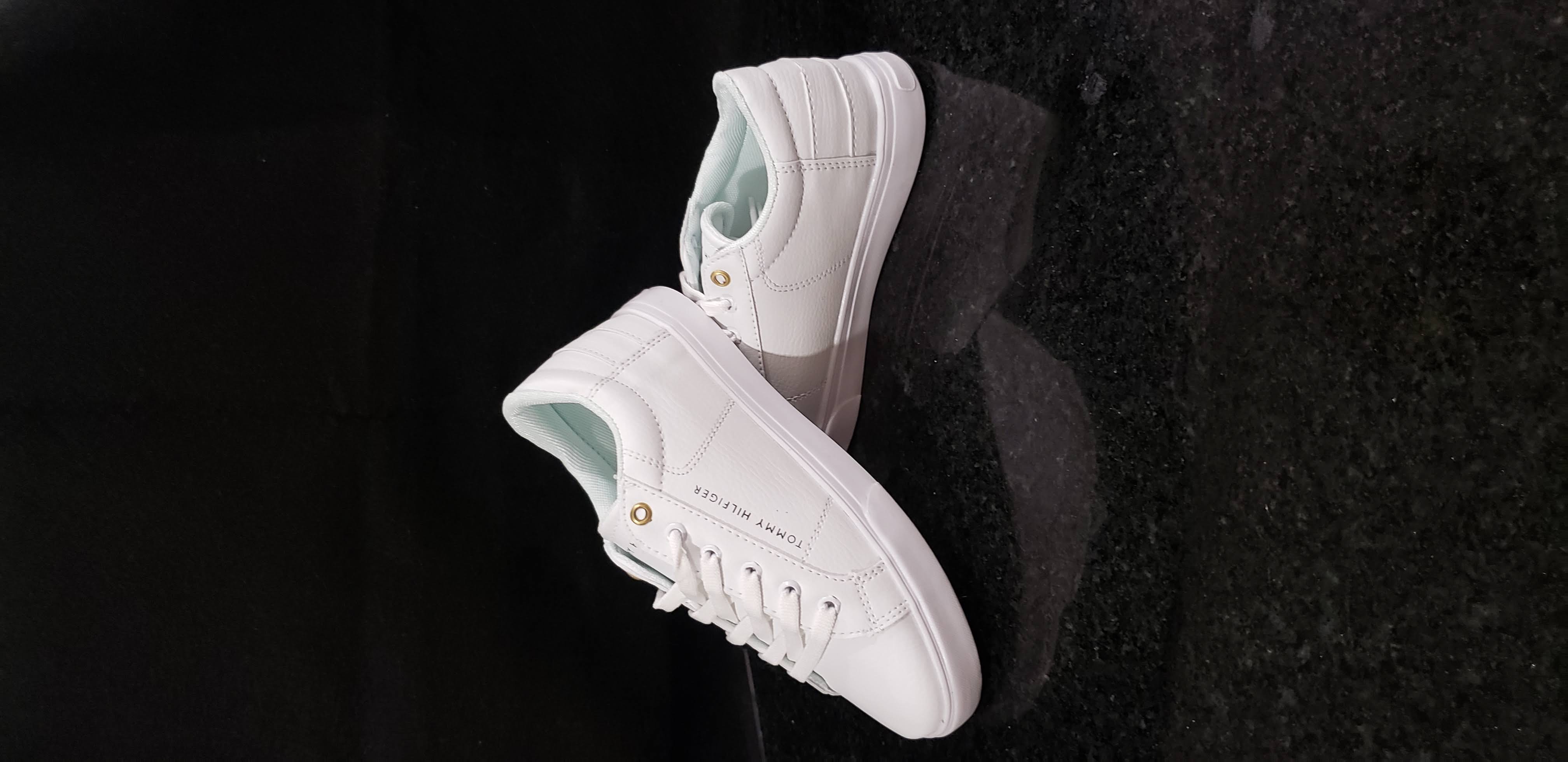 Tommy Hilfiger blancos lady 