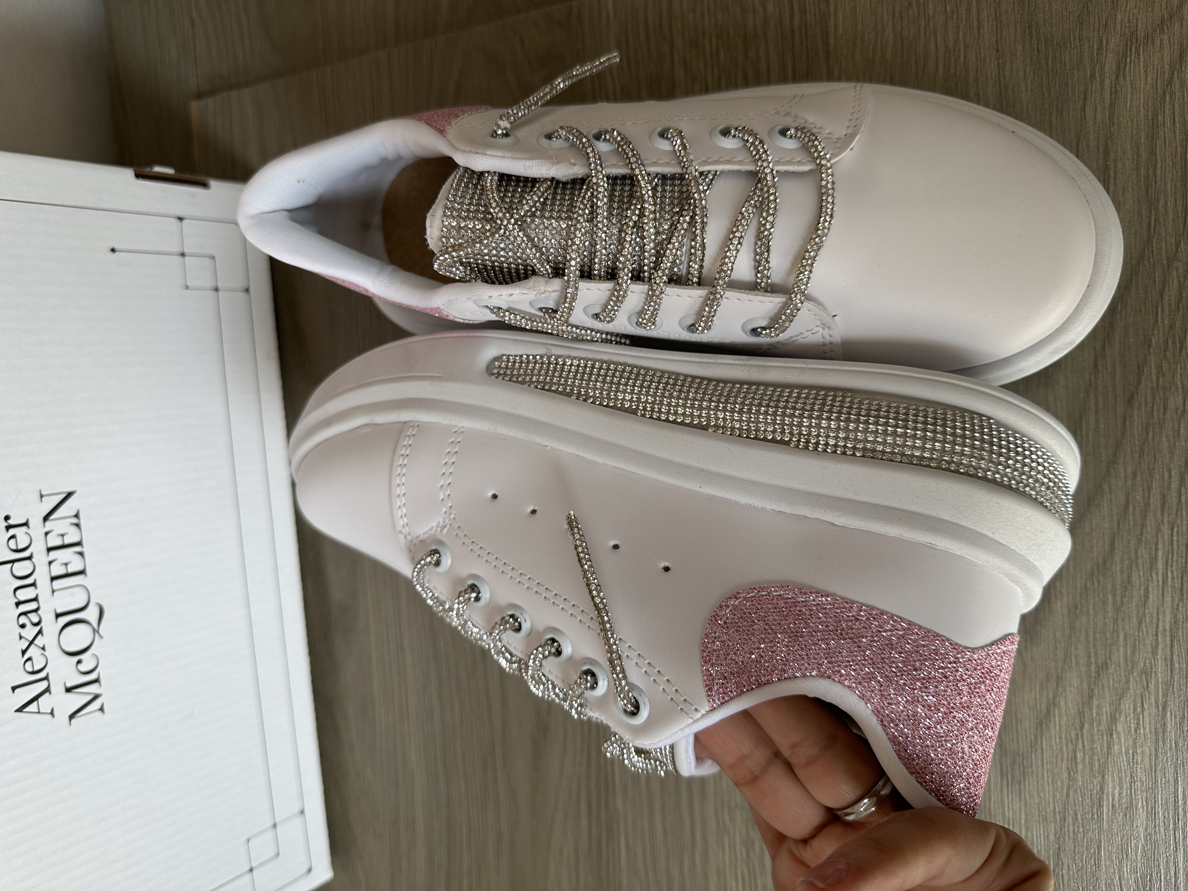Tenis Alexander McQueen Mujer cristales