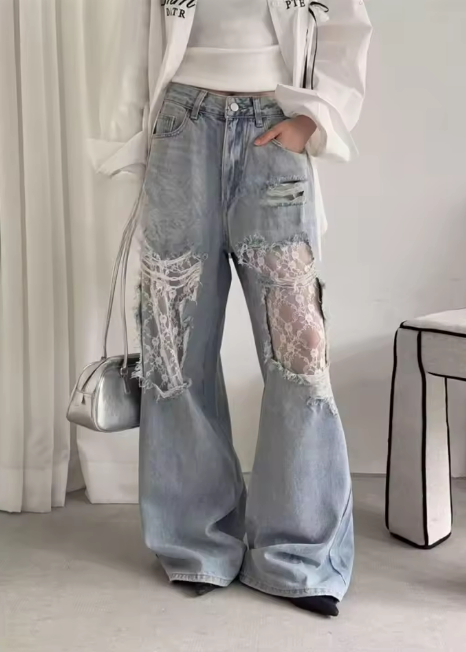 Women's Ripped Wide-Leg Jeans